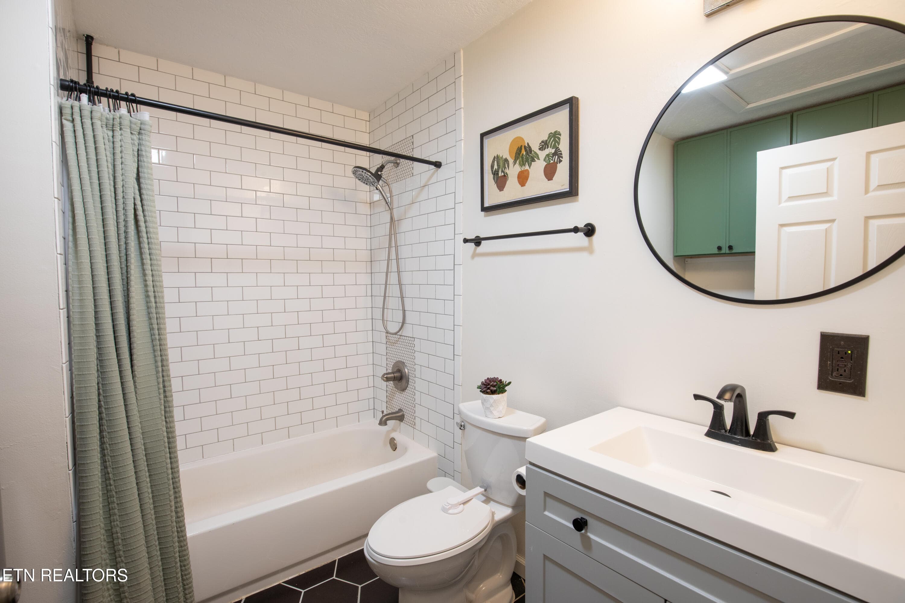 McMillan-45 - 1427 McMillan St, Knoxville, TN 37917