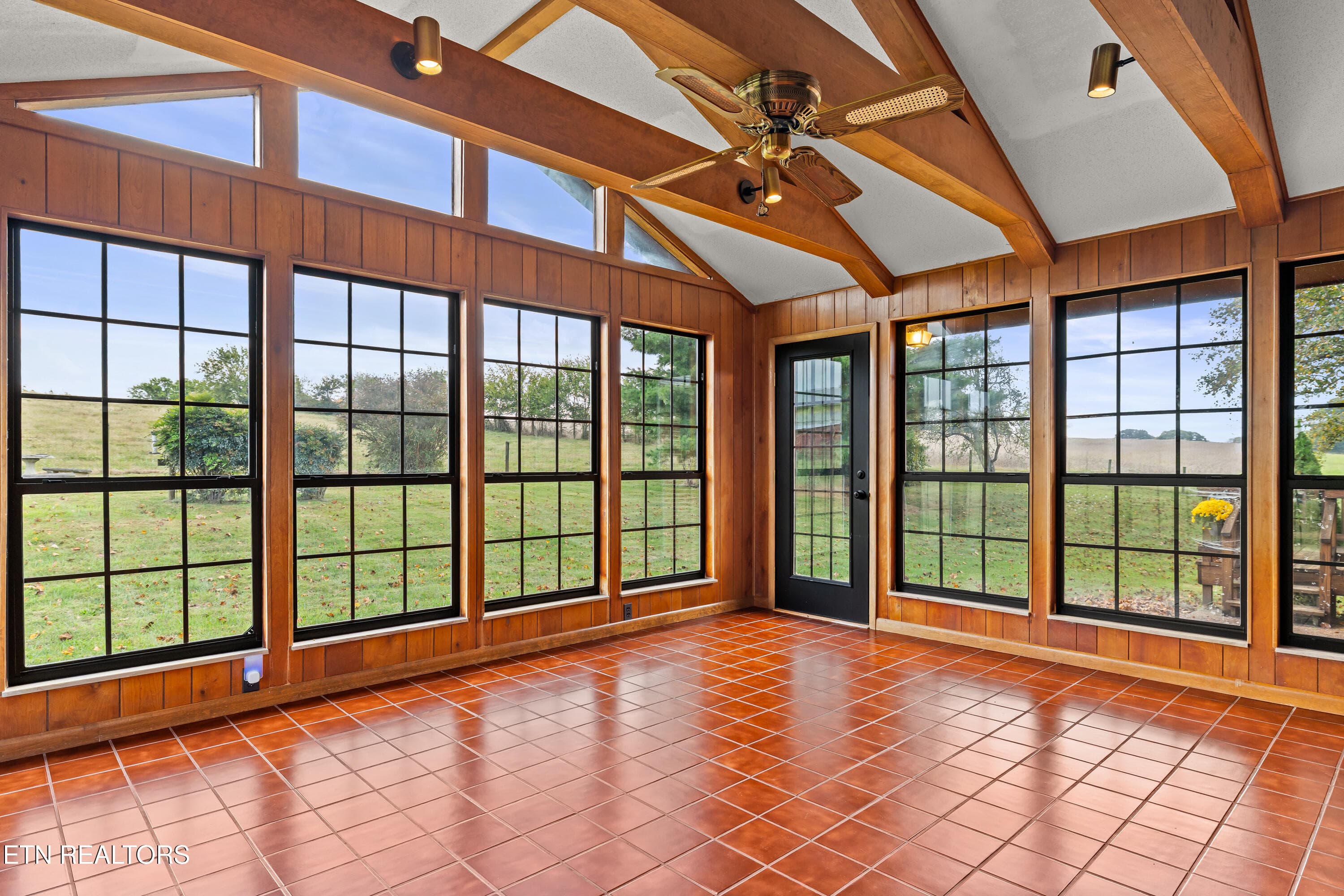 Tile flooring - 5008 N Wildwood Rd, Maryville, TN 37804