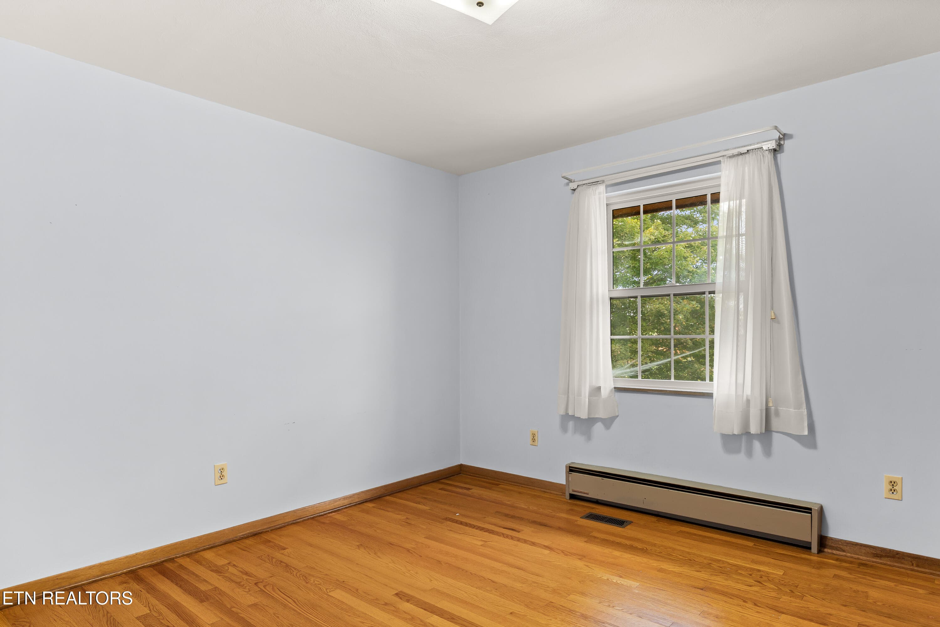 Bedroom 1 - 5008 N Wildwood Rd, Maryville, TN 37804