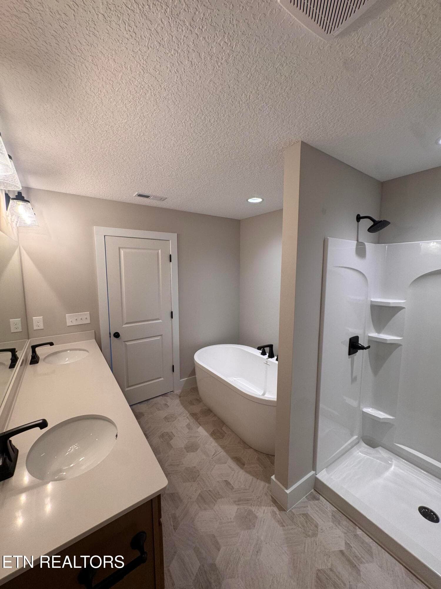 Master Bathroom - 4357 Honey Bell Ave Lot 186, Powell, TN 37849