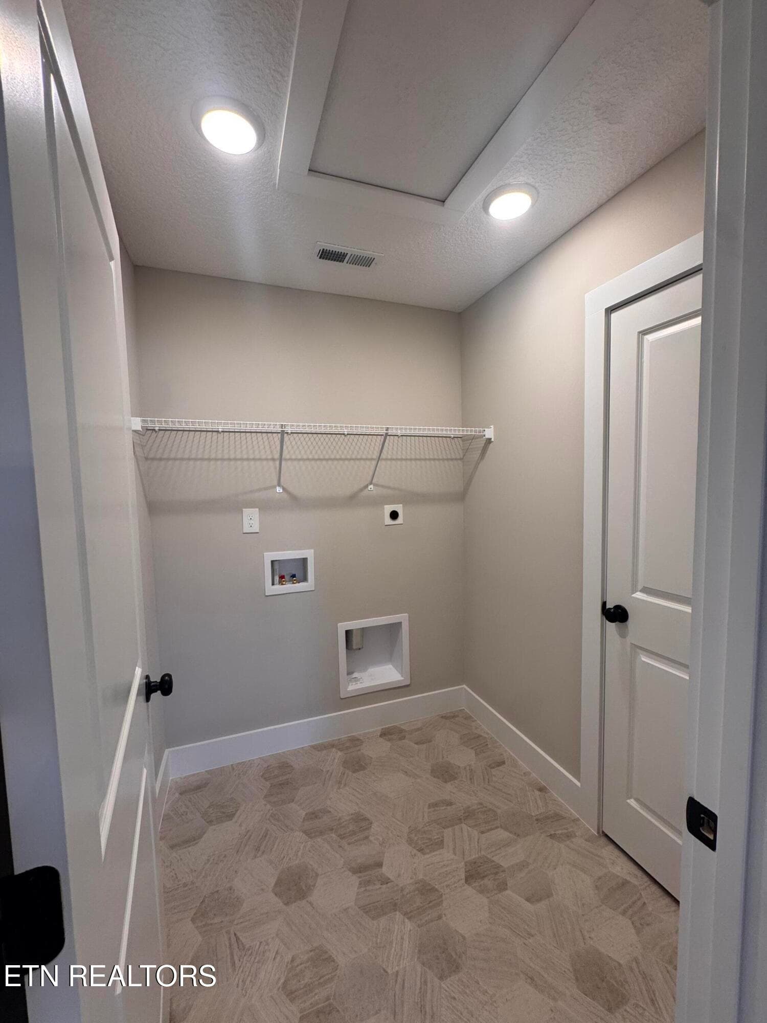 Laundry Room - 4357 Honey Bell Ave Lot 186, Powell, TN 37849