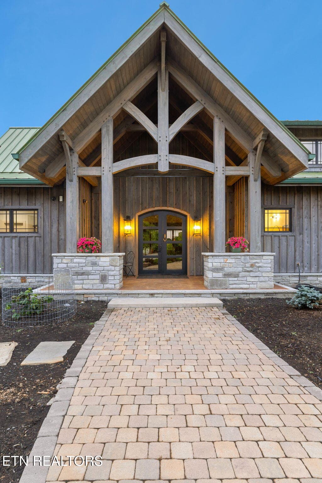 Front door entry - 3173 Genesis Rd, Crossville, TN 38571