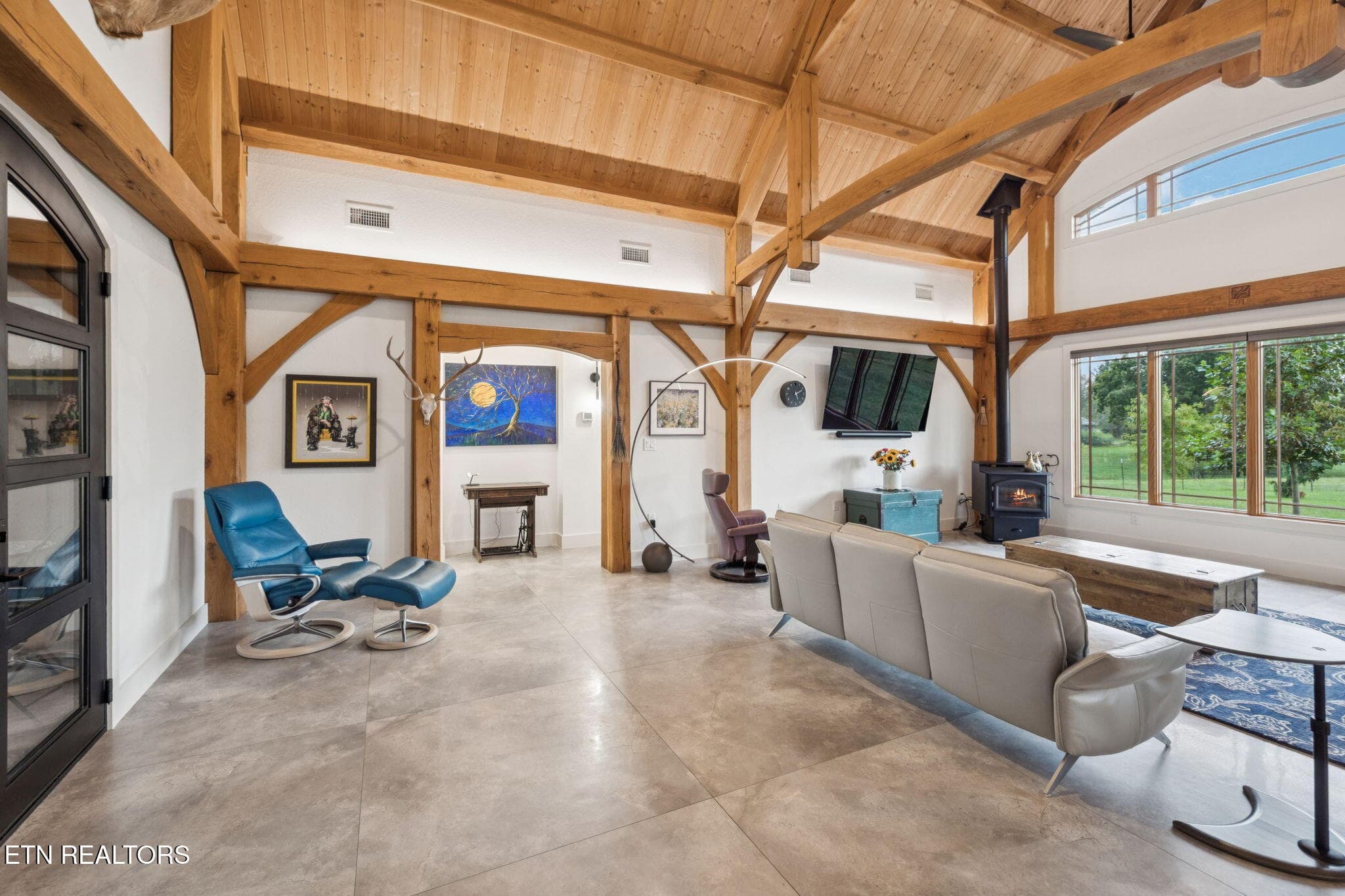 Living Room - 3173 Genesis Rd, Crossville, TN 38571