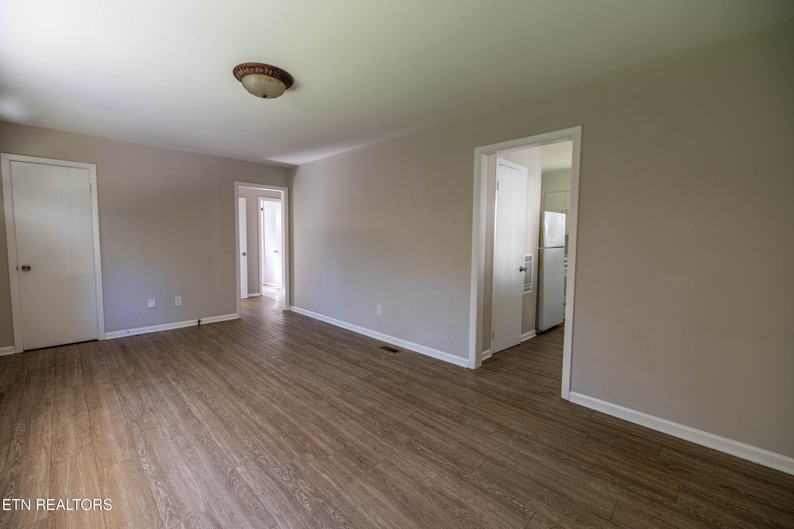 Ownby-13 - 1113 Ownby Lane, Knoxville, TN 37919