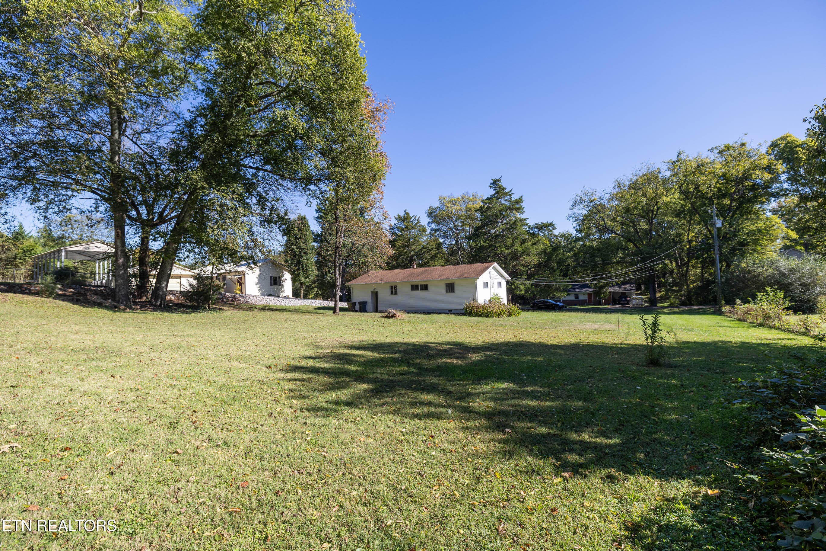 Ownby-18 - 1113 Ownby Lane, Knoxville, TN 37919