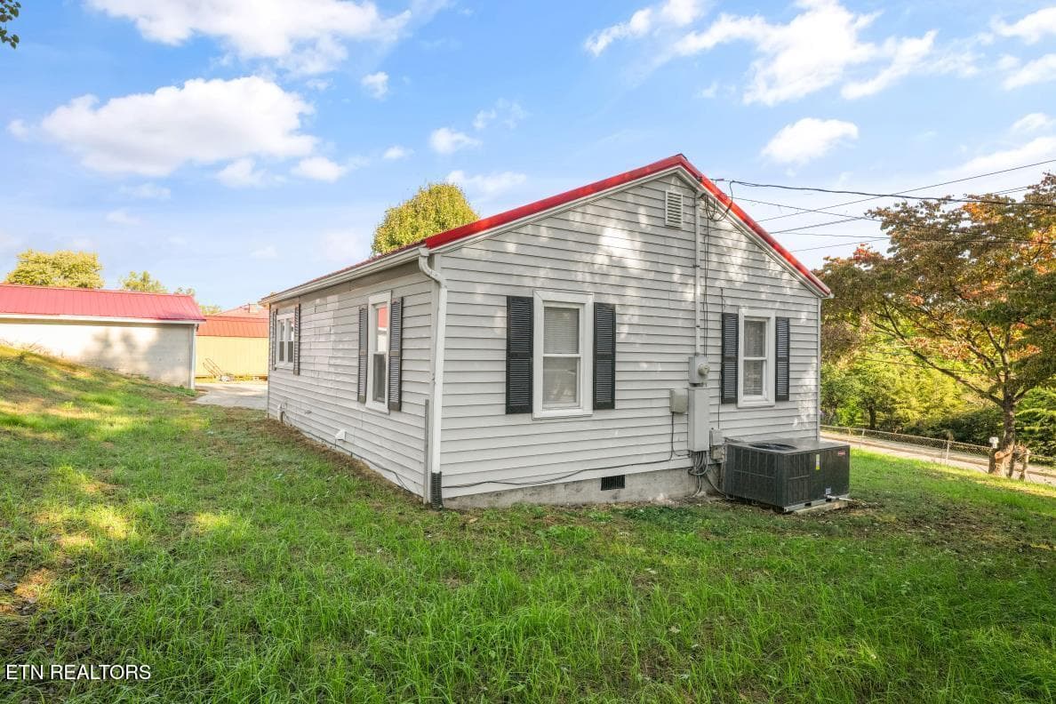 1709 N Liberty Hill Rd40 (25) - 1709 N Liberty Hill Rd, Morristown, TN 37814