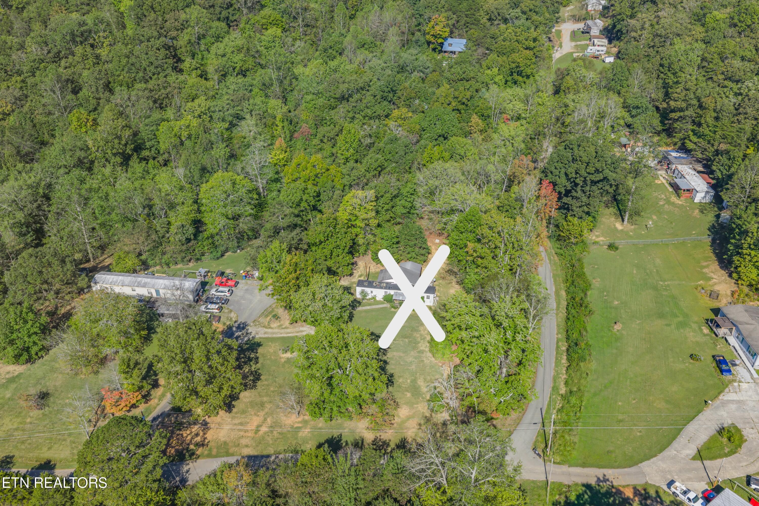 147 Old Jones Rd Aerial modified - 147 Old Jones Rd, Harriman, TN 37748