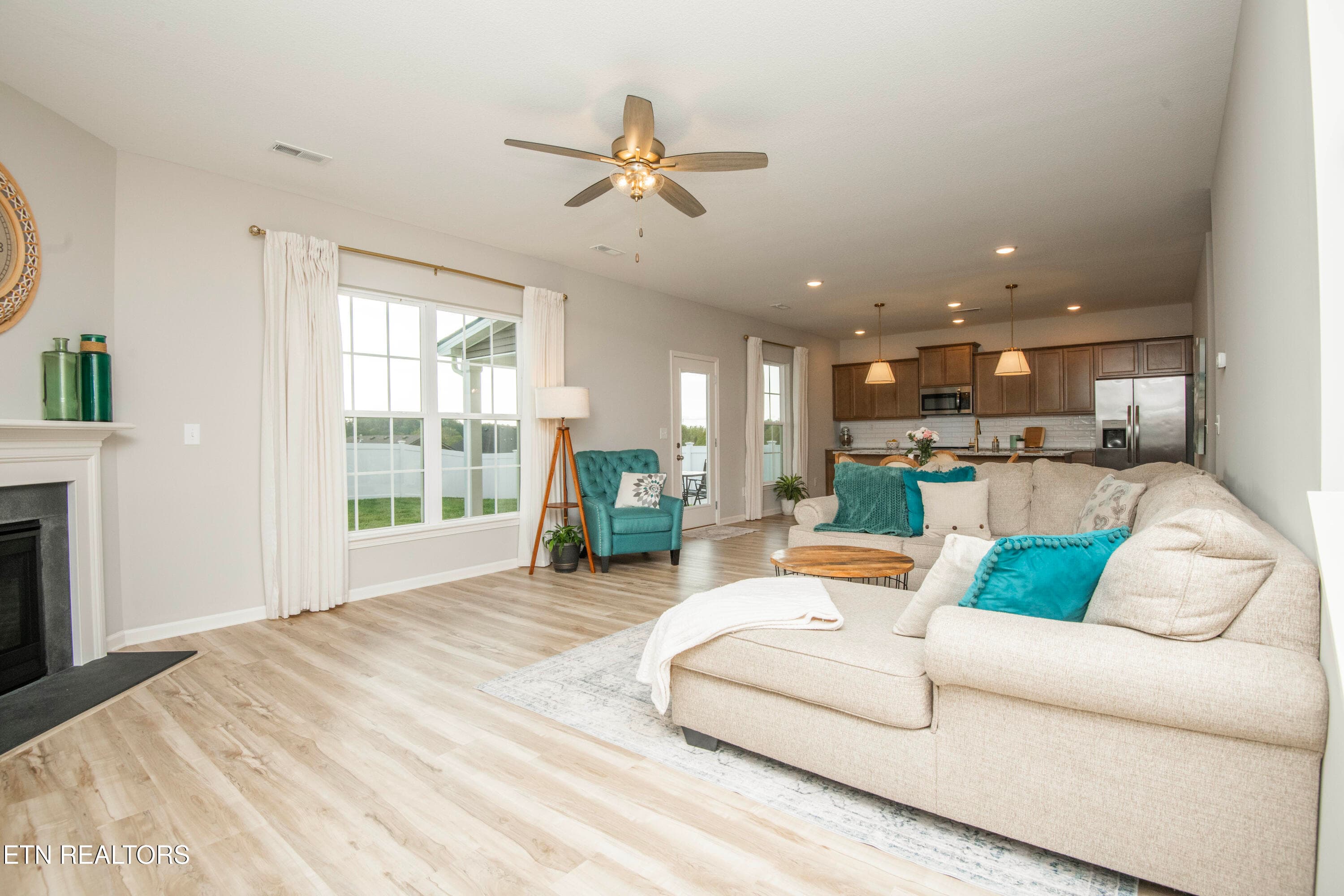 living 1 - 3632 Crimson Circle, Maryville, TN 37801