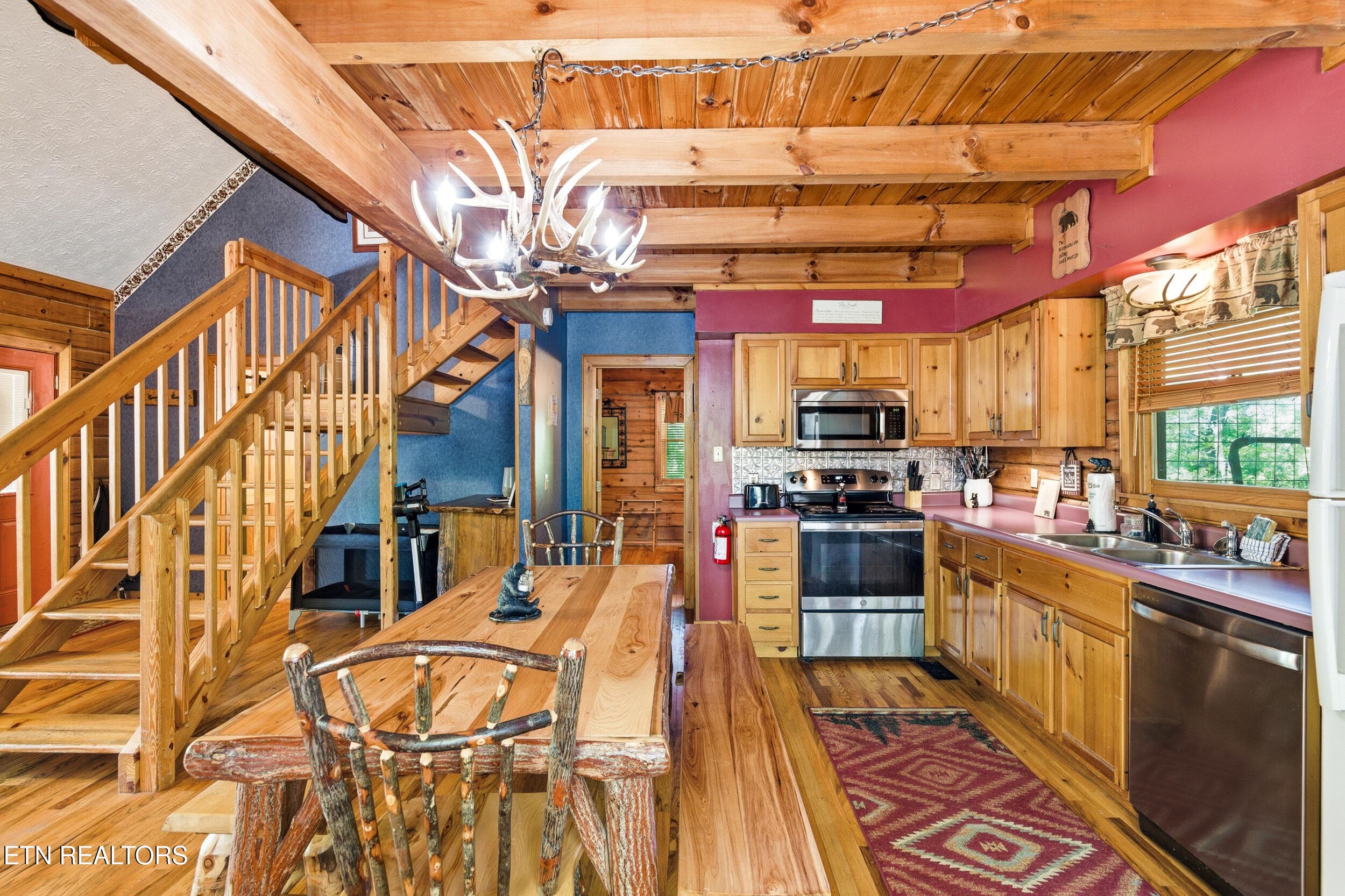25_3513_country_pines_way_0040 - 3513 Country Pines Way, Sevierville, TN 37876