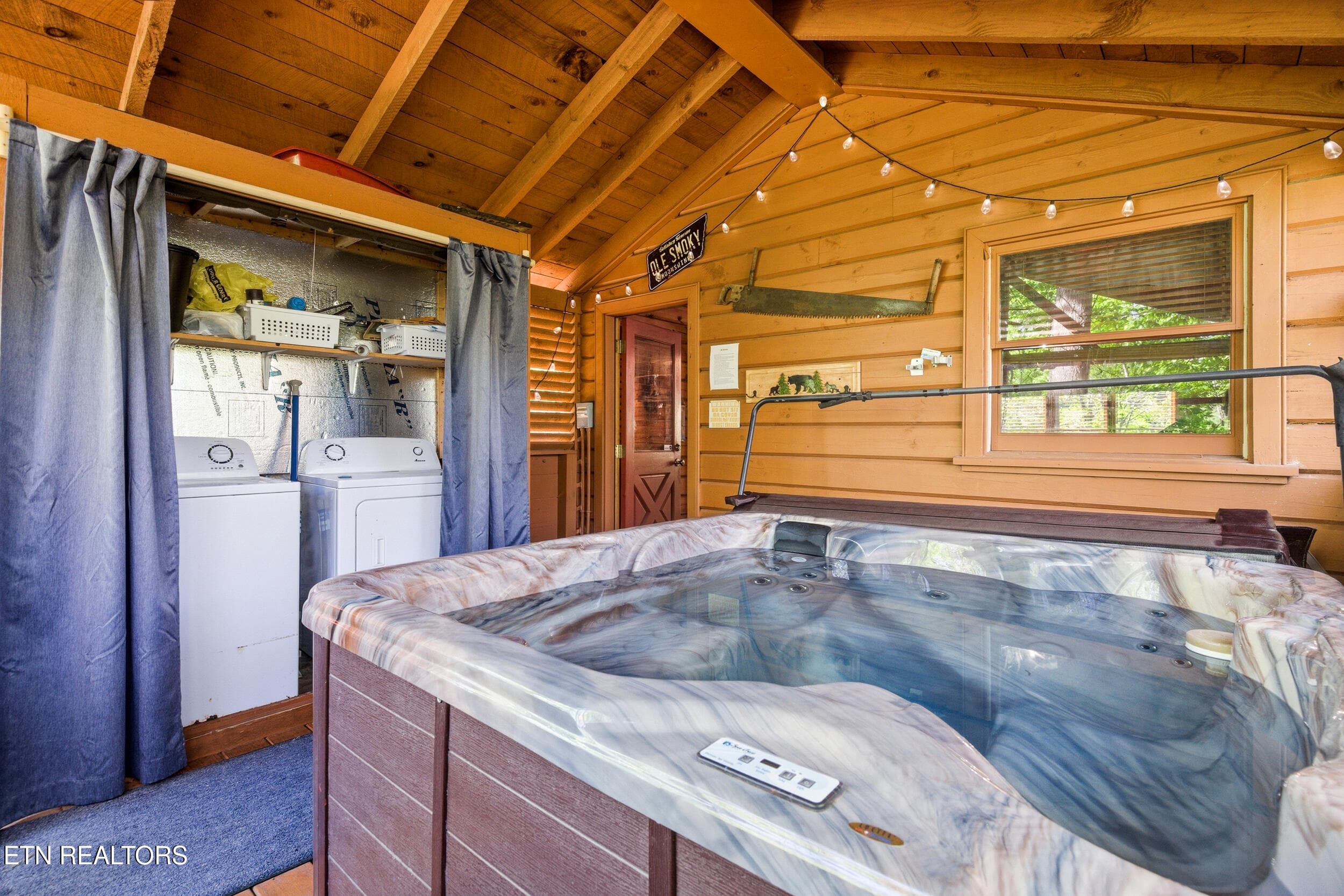 33_3513_country_pines_way_0064 - 3513 Country Pines Way, Sevierville, TN 37876