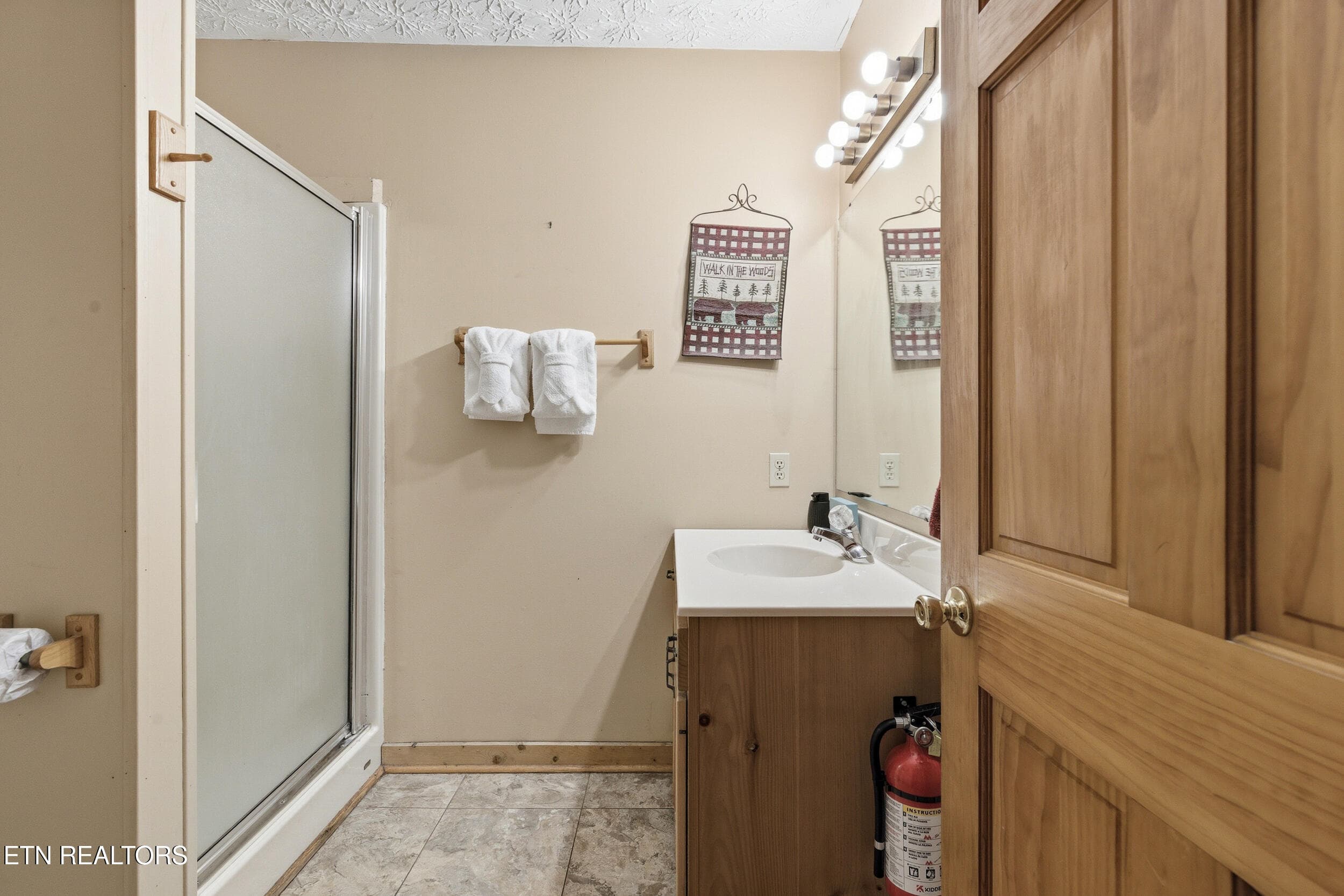 37_3513_country_pines_way_0076 - 3513 Country Pines Way, Sevierville, TN 37876