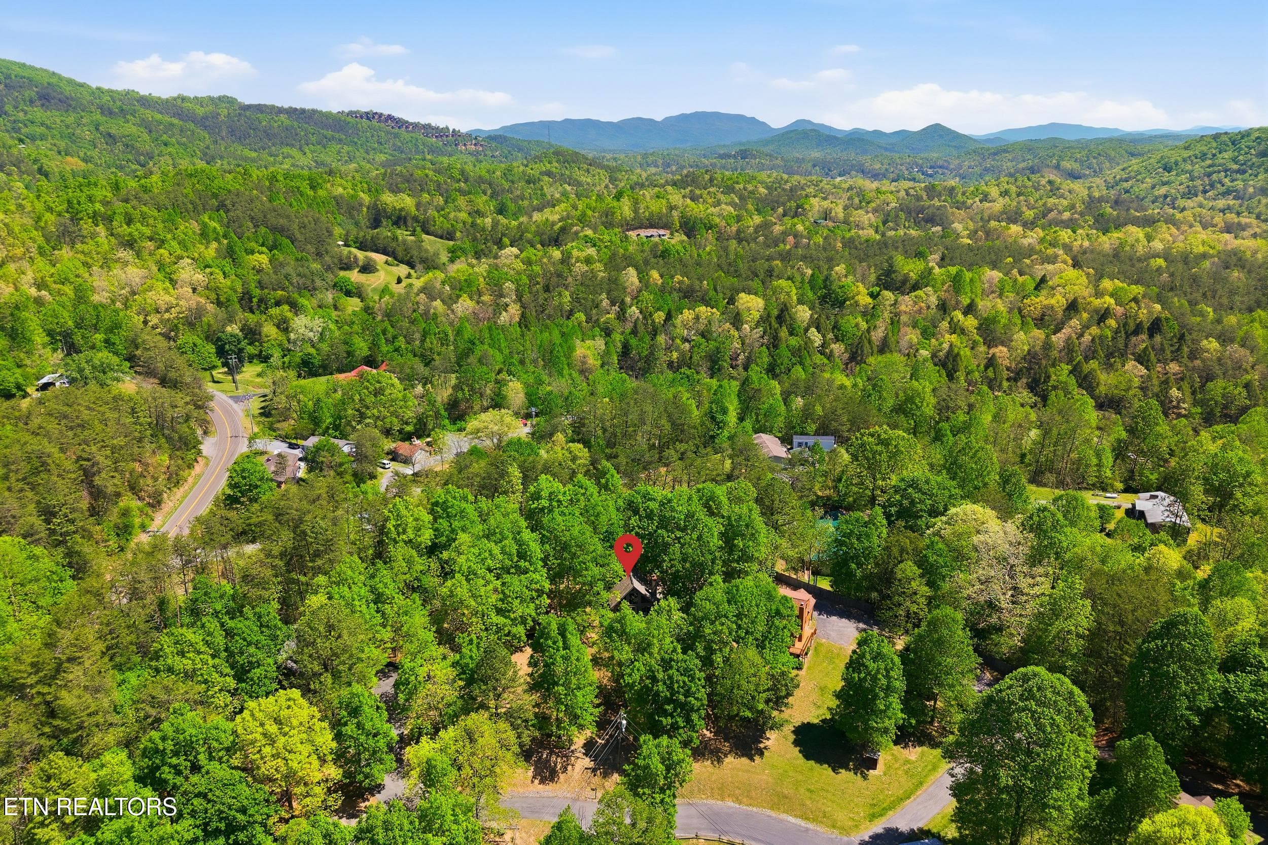 15_3513_country_pines_way_0014 - 3513 Country Pines Way, Sevierville, TN 37876