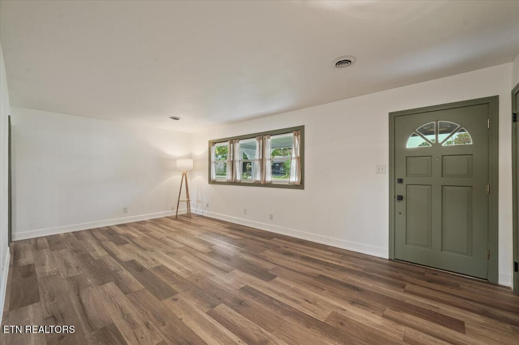 3716-Orangewood-Road-06 - 3716 Orangewood Rd, Knoxville, TN 37921