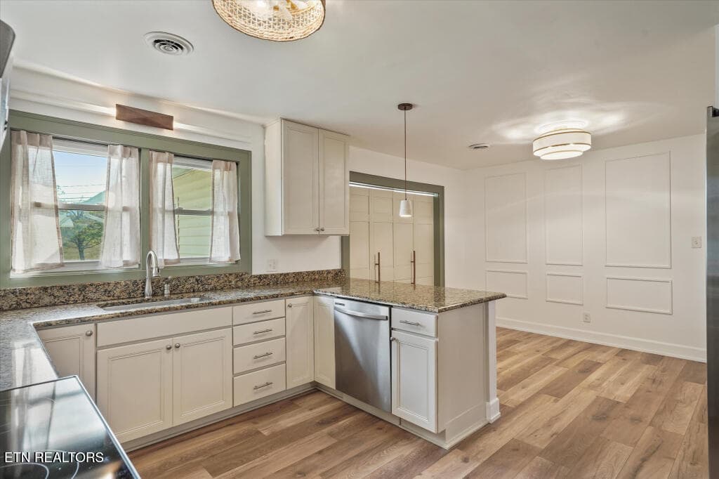 3716-Orangewood-Road-10 - 3716 Orangewood Rd, Knoxville, TN 37921