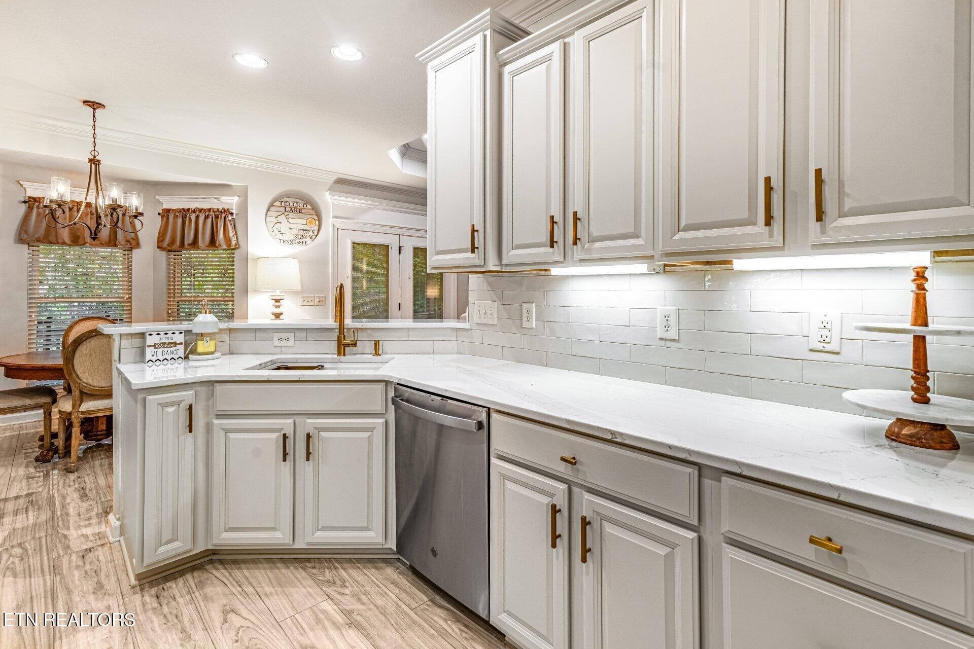 28-Michelle_Ham_321_Awohili_Ln__Loudon_T - 321 Awohili Lane, Loudon, TN 37774