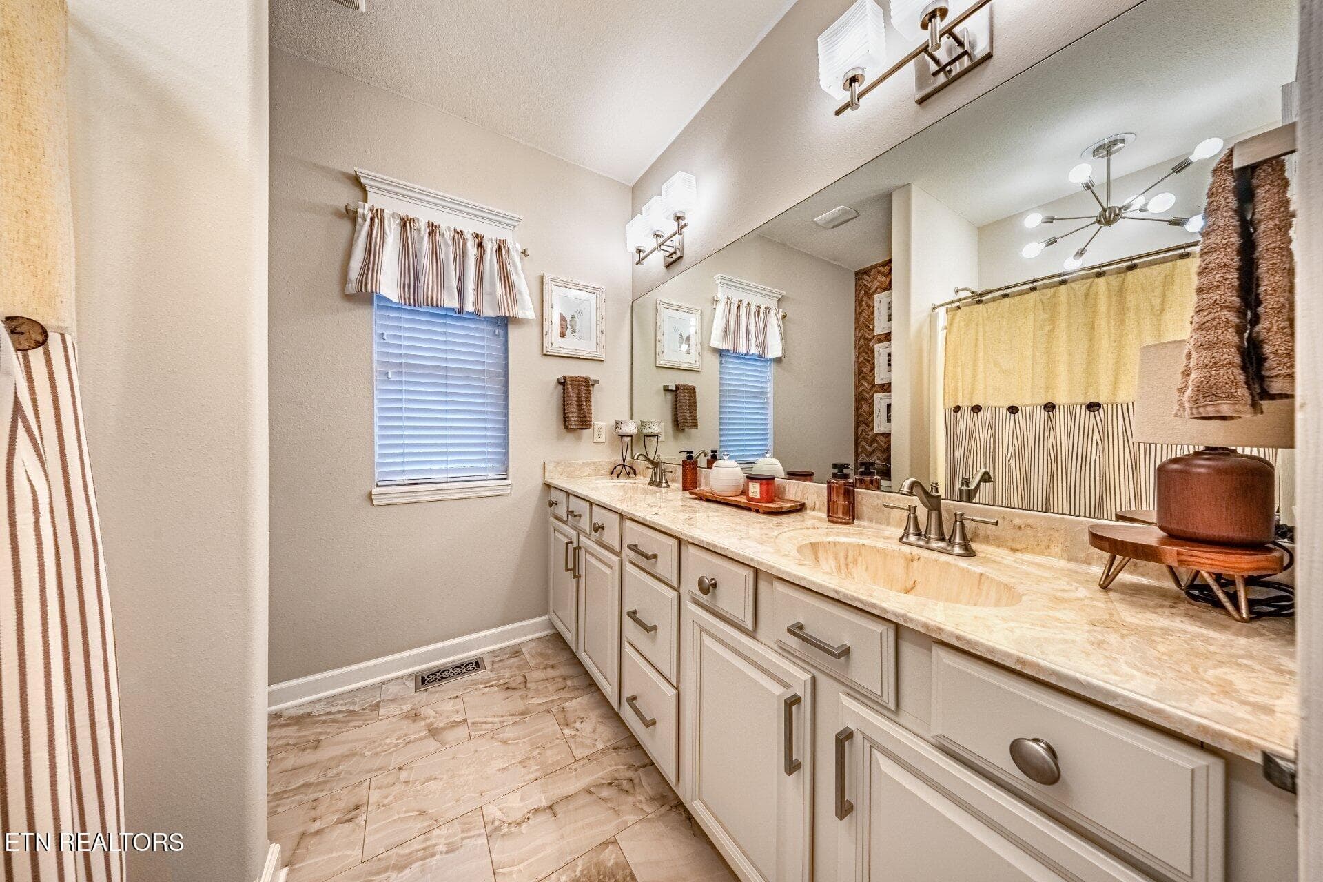 50-Michelle_Ham_321_Awohili_Ln__Loudon_T - 321 Awohili Lane, Loudon, TN 37774