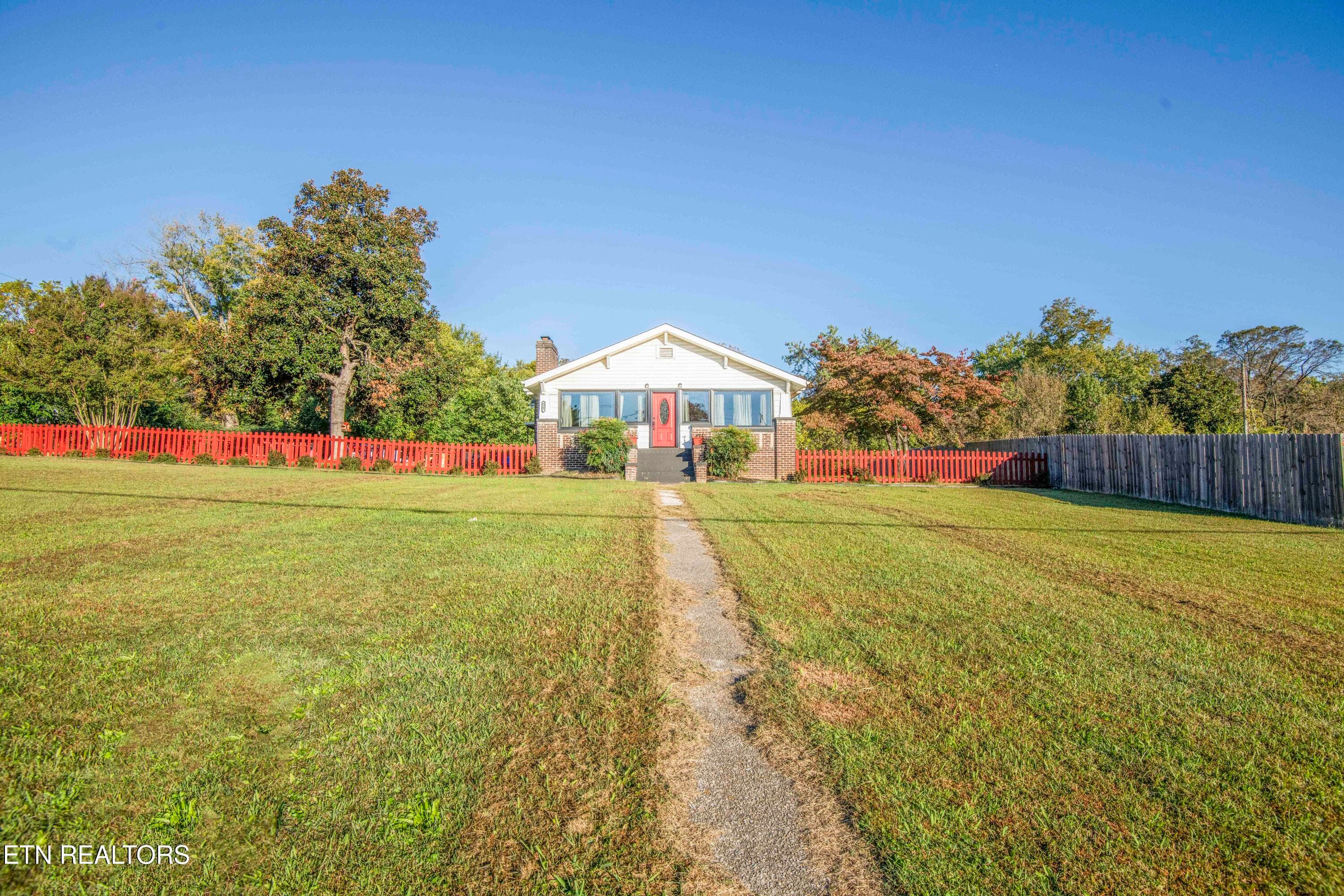 exterior 1_1 - 8507 Old Rutledge Pike, Knoxville, TN 37924