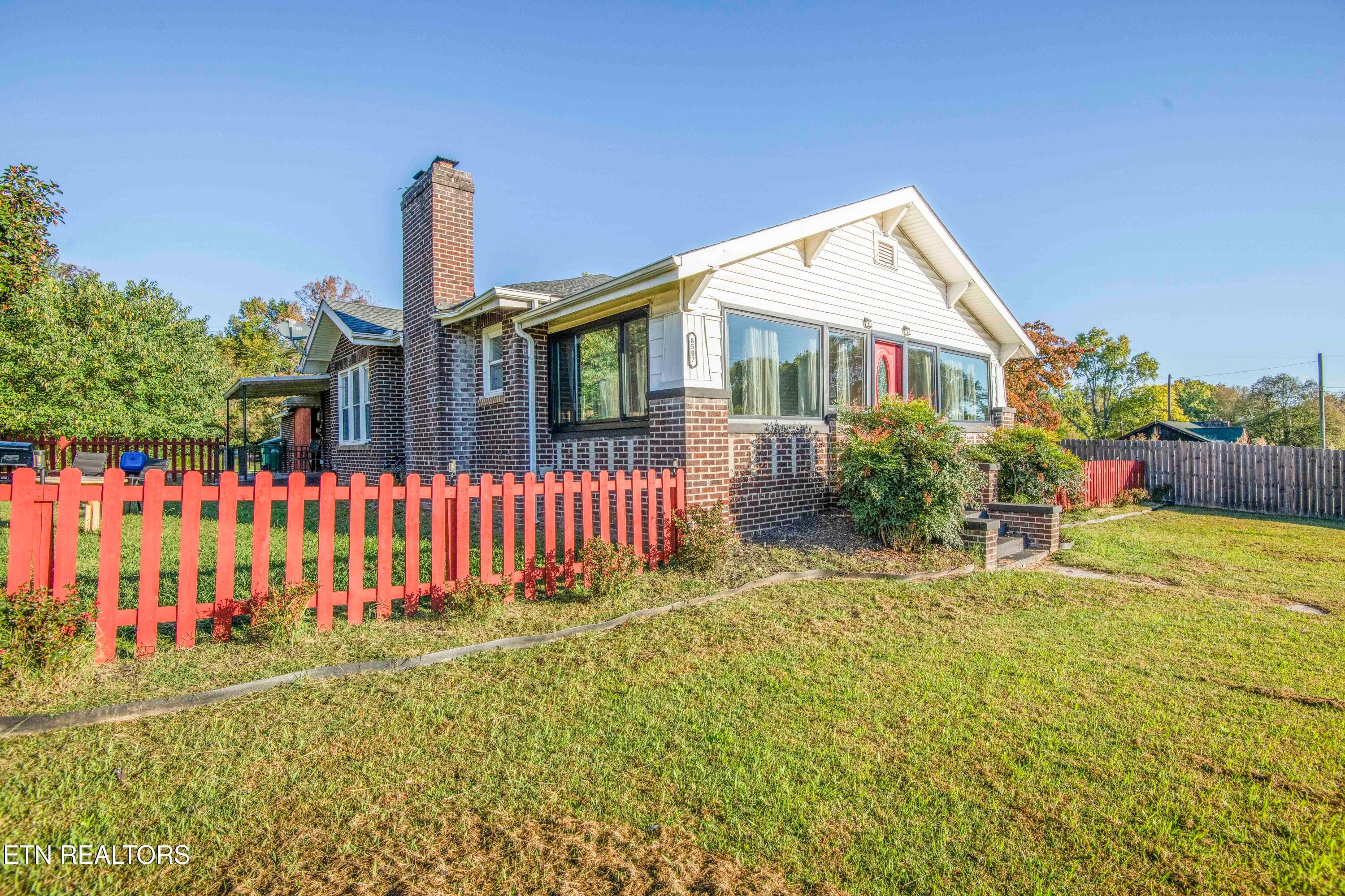 exterior_1 - 8507 Old Rutledge Pike, Knoxville, TN 37924