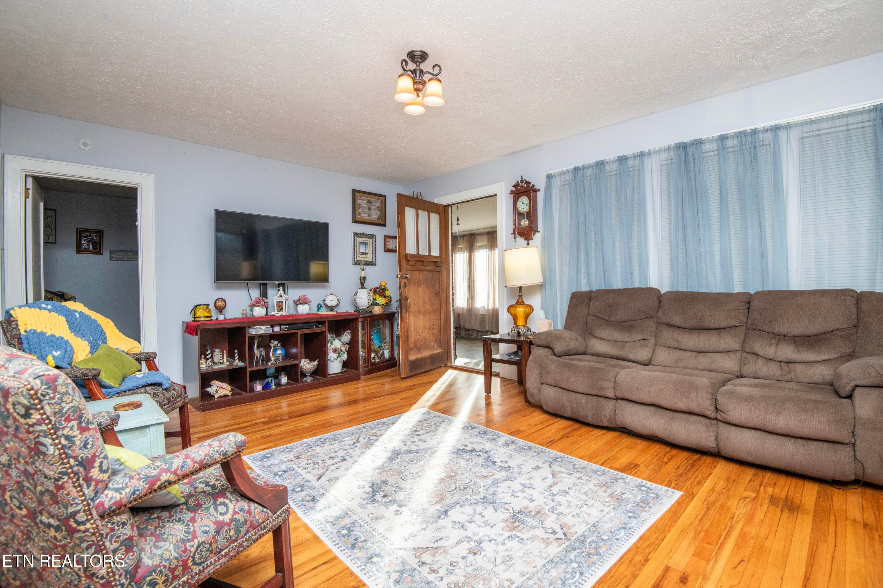living 3 - 8507 Old Rutledge Pike, Knoxville, TN 37924
