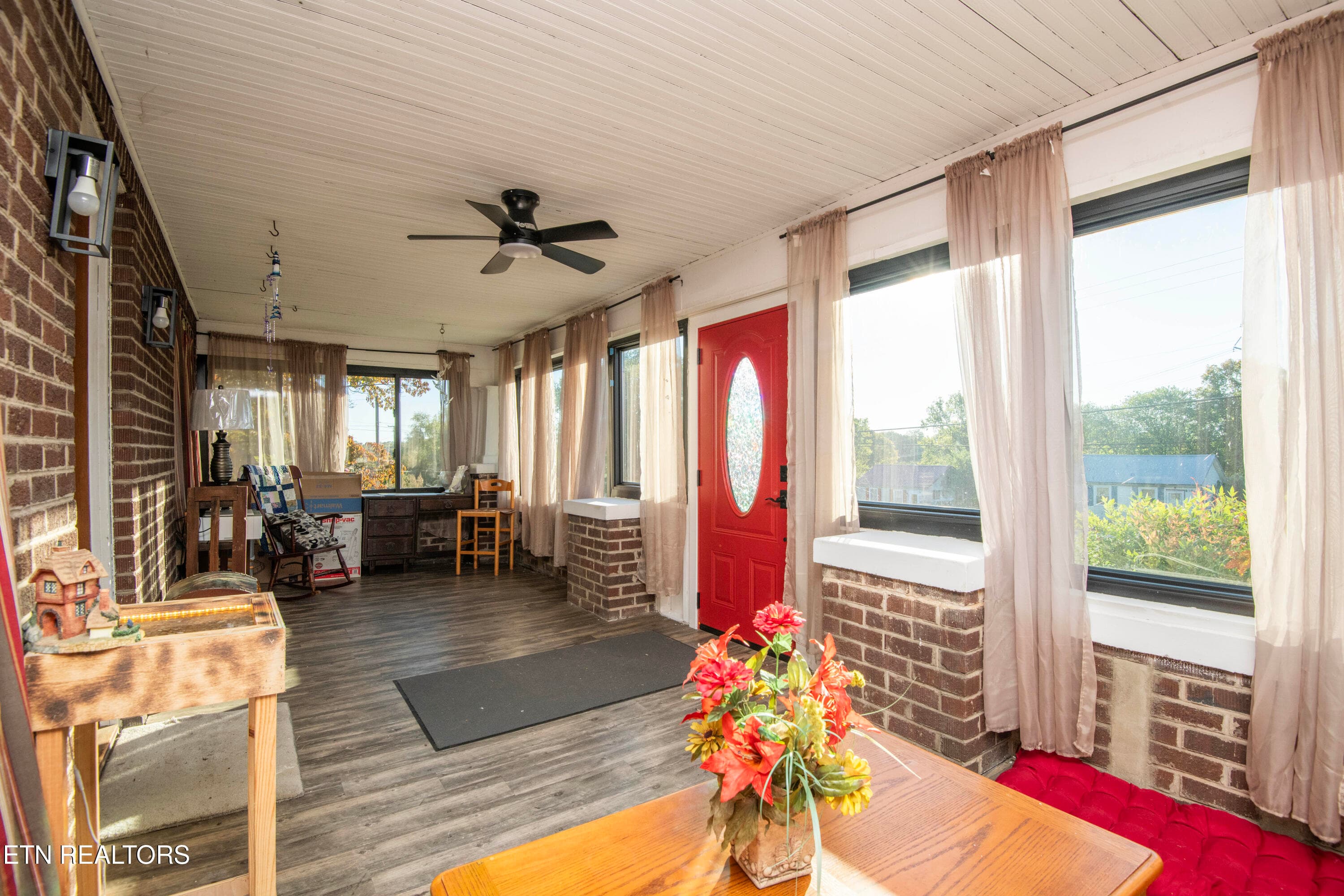 sunroom 1 - 8507 Old Rutledge Pike, Knoxville, TN 37924