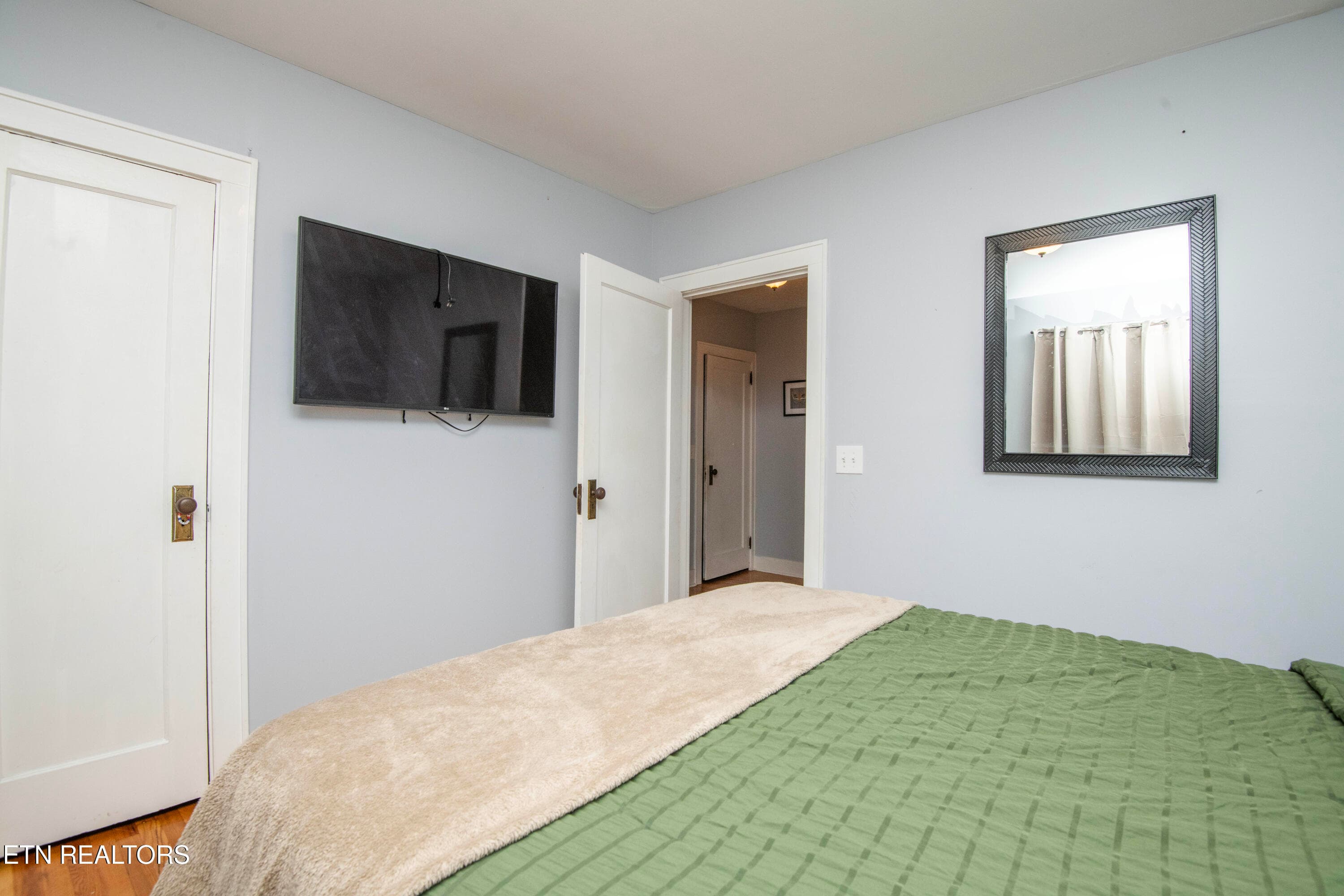 third bed 2 - 8507 Old Rutledge Pike, Knoxville, TN 37924