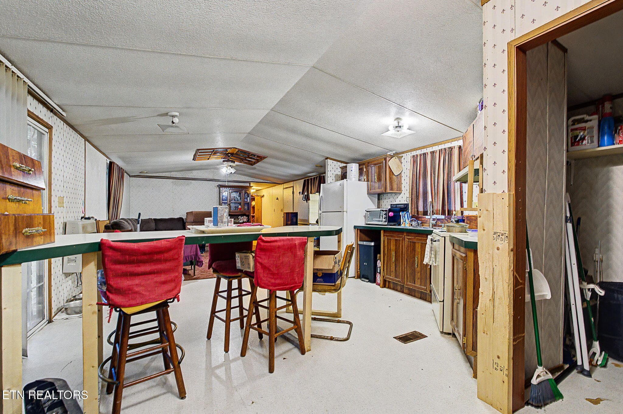 4-web-or-mls-507-cane-creek-mountain-rd - 507 Cane Creek Mtn Rd, Tellico Plains, TN 37385
