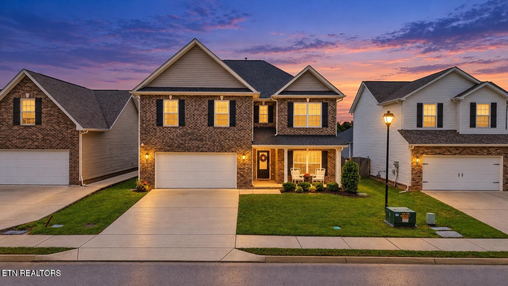 Upstream Twilight - 9273 Upstream Lane, Knoxville, TN 37931