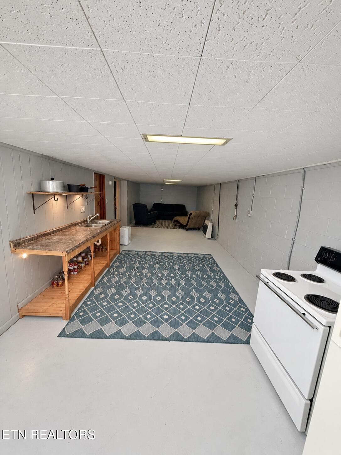4E8EFF42-B8A3-4D47-A588-5F6A1EC1F89D - 2024 Rose Drive, Tazewell, TN 37879