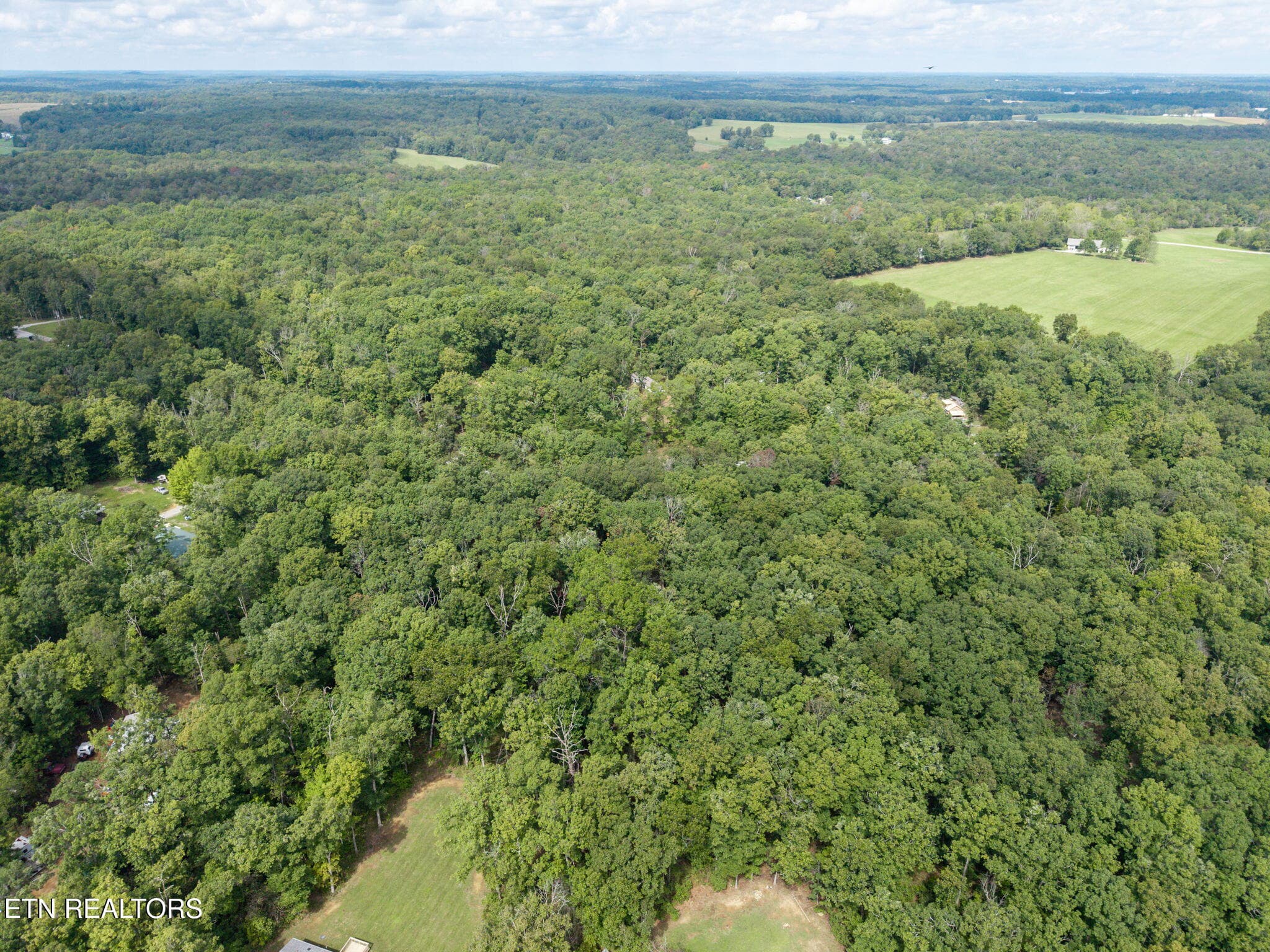 2-web-or-mls-Killary Dr_030_TNPC-HDR - Killary Rd, Crossville, TN 38572