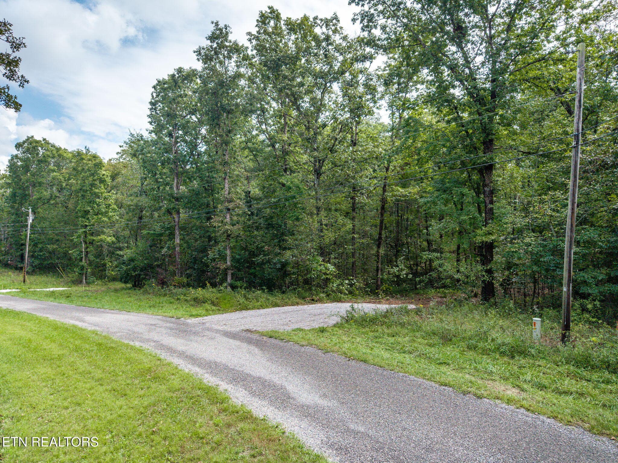 7-web-or-mls-Killary Dr_070_TNPC-HDR - Killary Rd, Crossville, TN 38572
