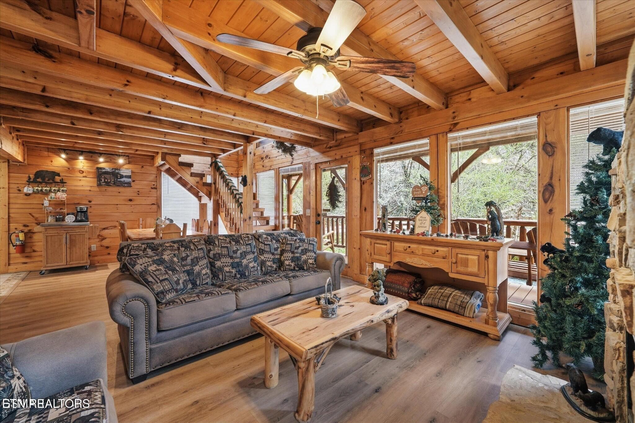Caney Living angle #3 - 331 Caney Creek Rd, Pigeon Forge, TN 37863