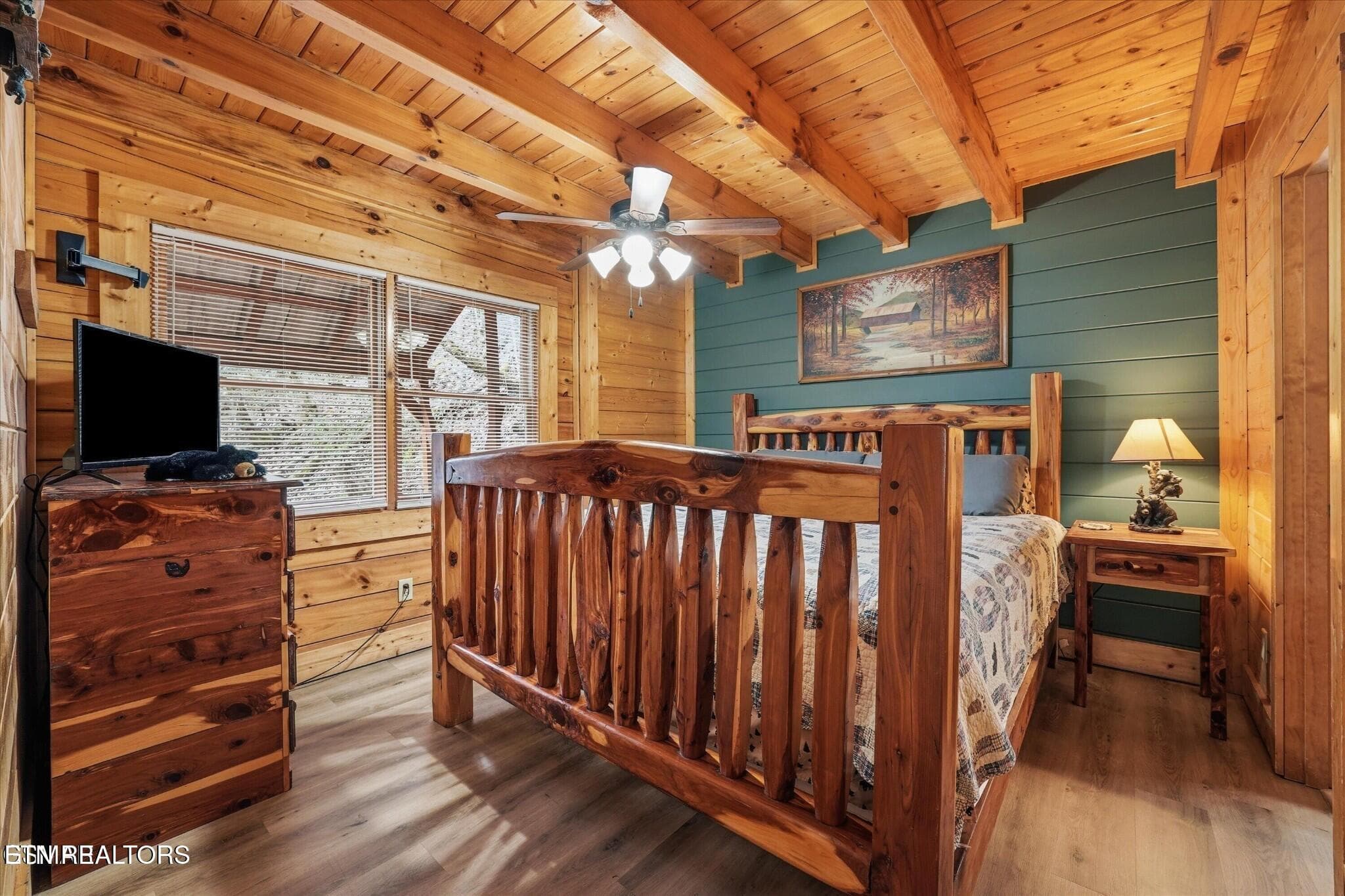 Caney Bedroom - 331 Caney Creek Rd, Pigeon Forge, TN 37863