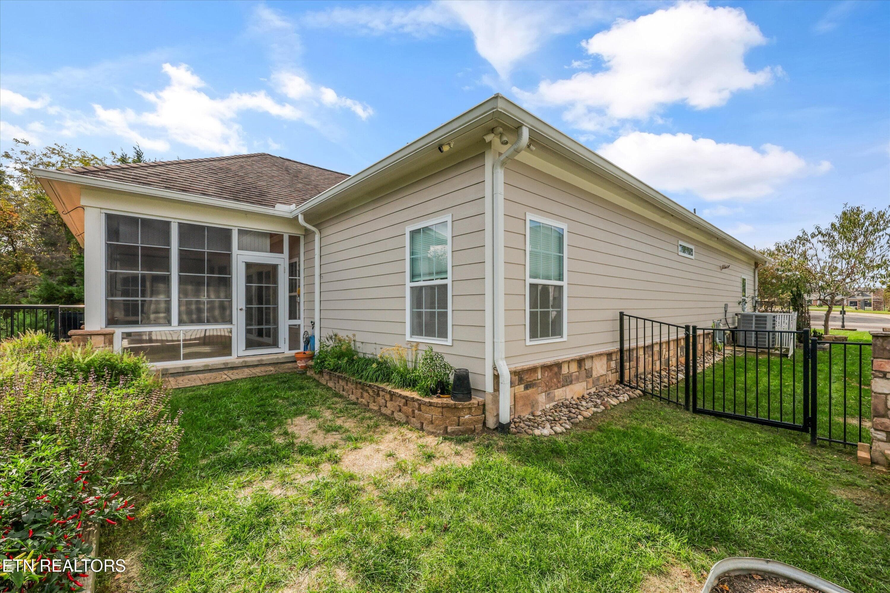 09-146 Lighthouse Blvd018 - 146 Lighthouse Blvd, Loudon, TN 37774