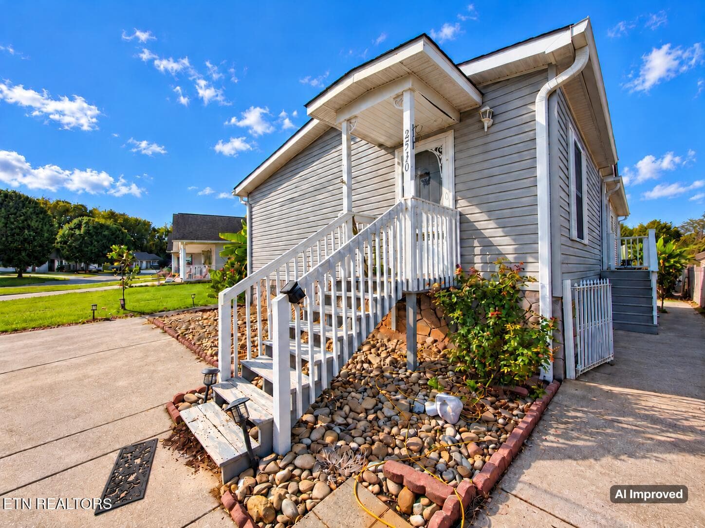 Front - 2530 Sportsmans Way, Sevierville, TN 37876
