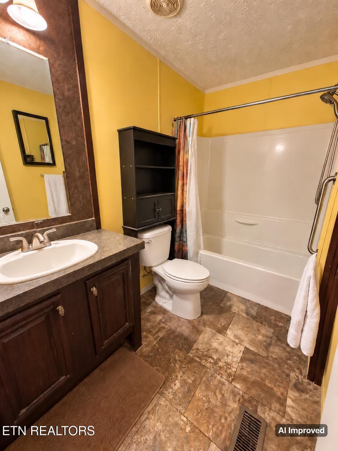 Bathroom 2 - 2530 Sportsmans Way, Sevierville, TN 37876