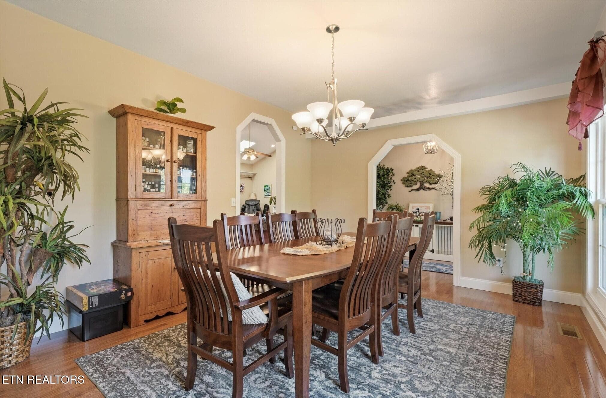 161912143-hr - 849 Pinnacle Drive, Dandridge, TN 37725
