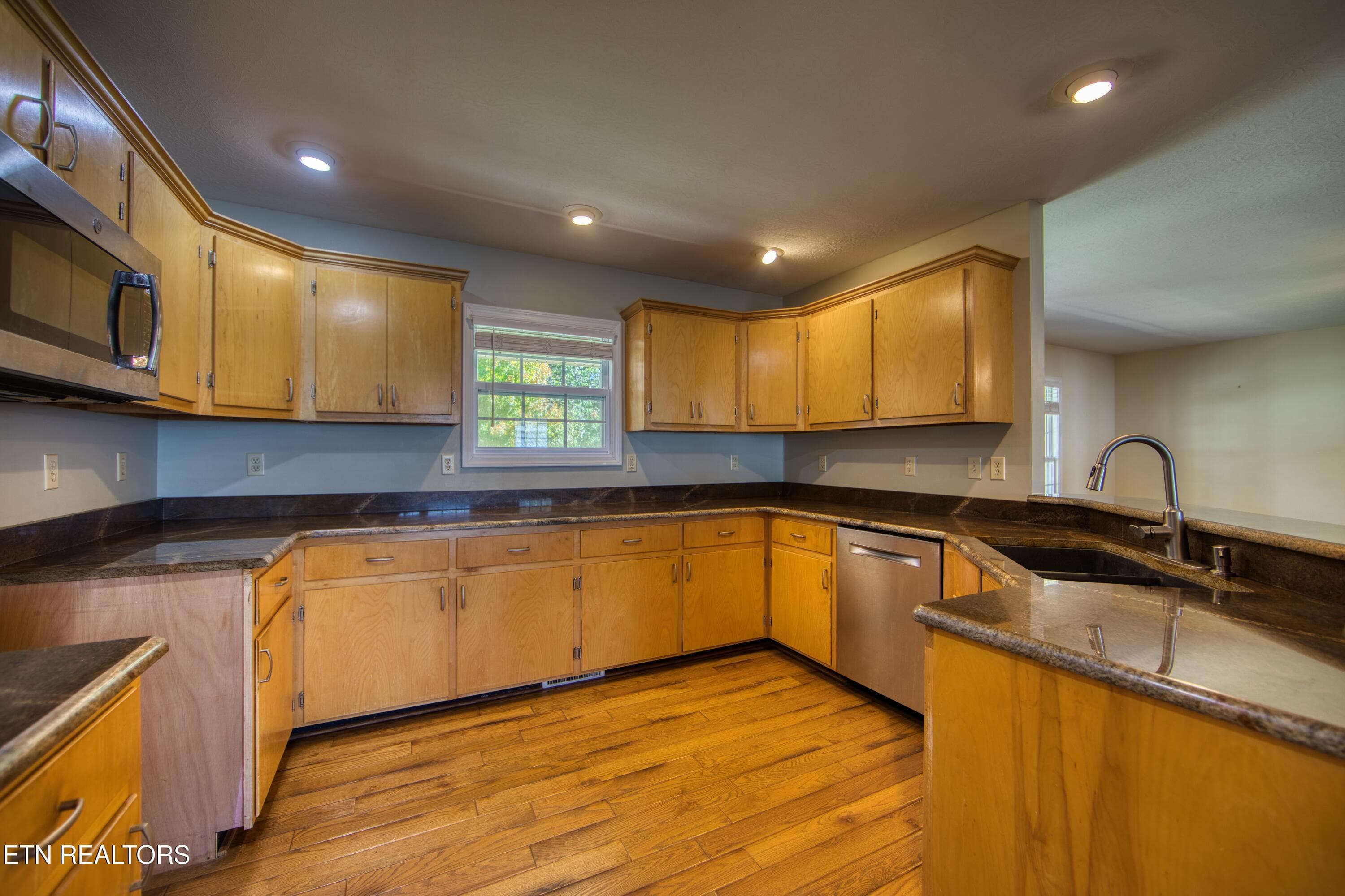 EK3A1144 - 320 Spruce Creek Drive, Jamestown, TN 38556