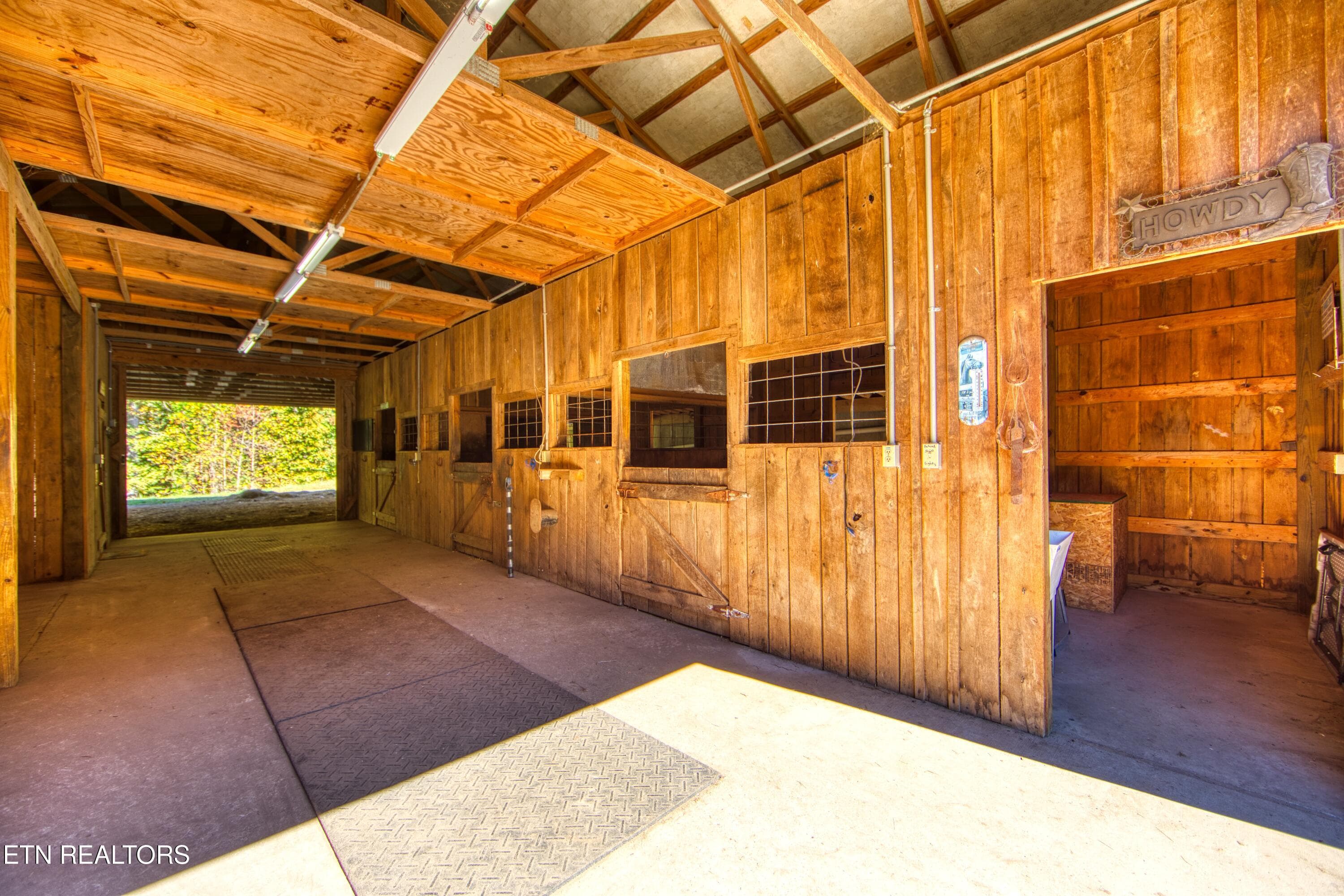 EK3A1255 - 320 Spruce Creek Drive, Jamestown, TN 38556