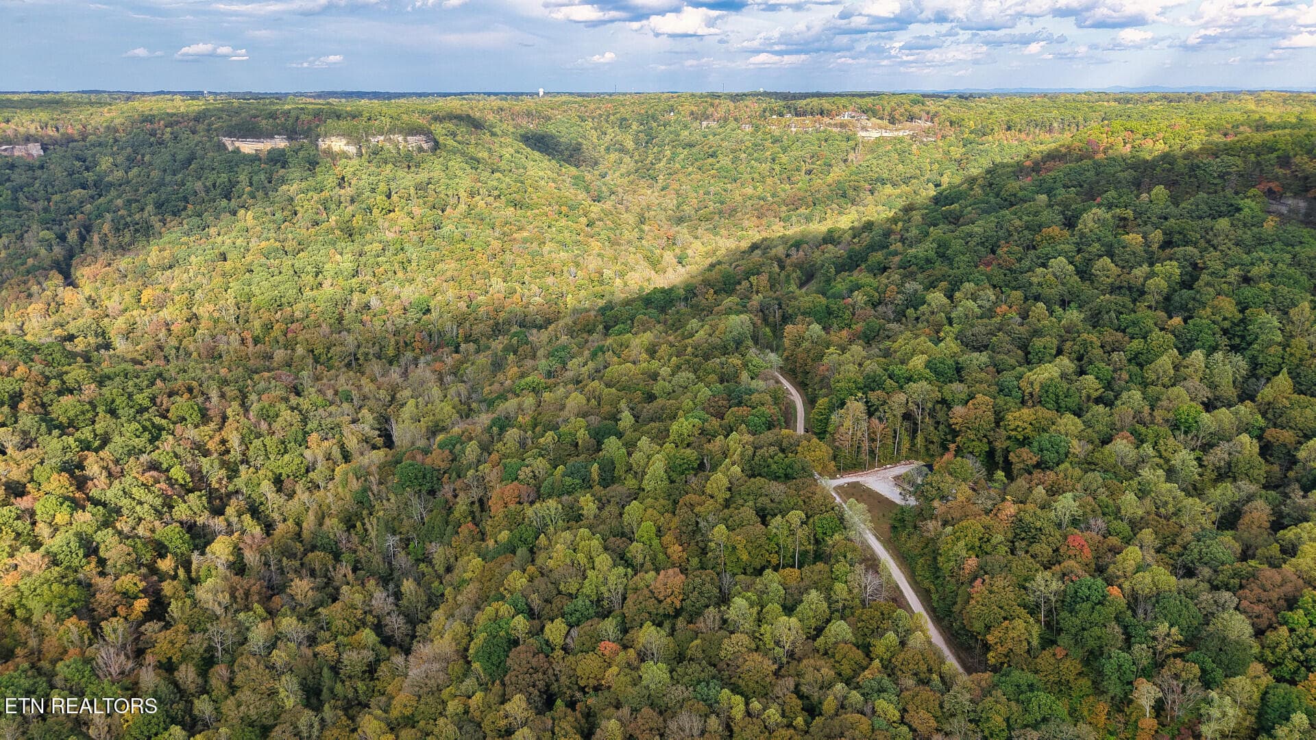 ApacheRoad_73355_45 - Apache Rd, Jamestown, TN 38556