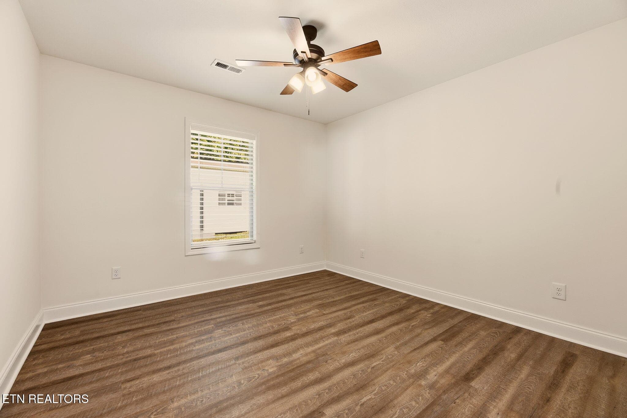 21-web-or-mls-Edgwd168 (25) - 168 Edgewood Drive, Powell, TN 37849