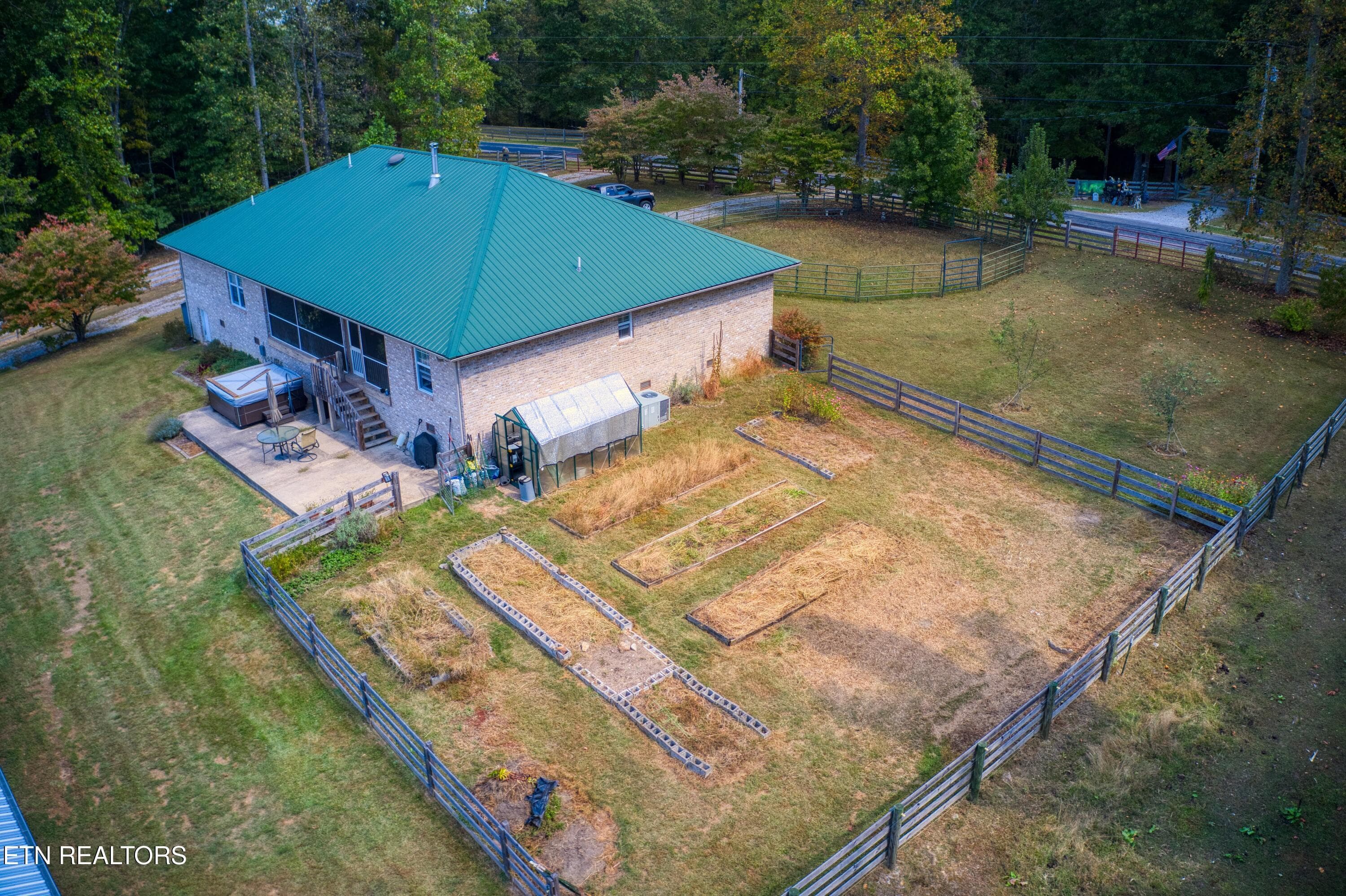 DJI_0095 - 320 Spruce Creek Drive, Jamestown, TN 38556