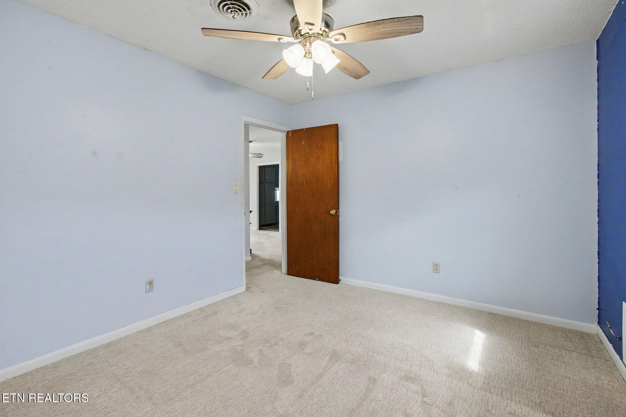 IMG_0549 - 1412 Hillvale Rd, Louisville, TN 37777