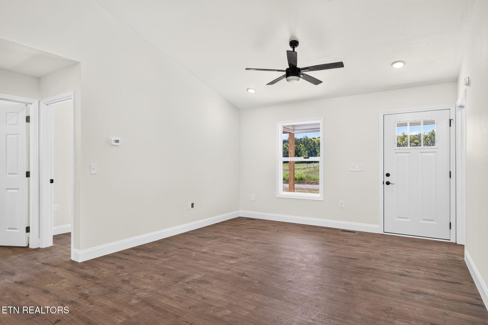 12-web-or-mls-135 Conley Dr_060_TNPC - 135 Conley Drive, Pall Mall, TN 38577