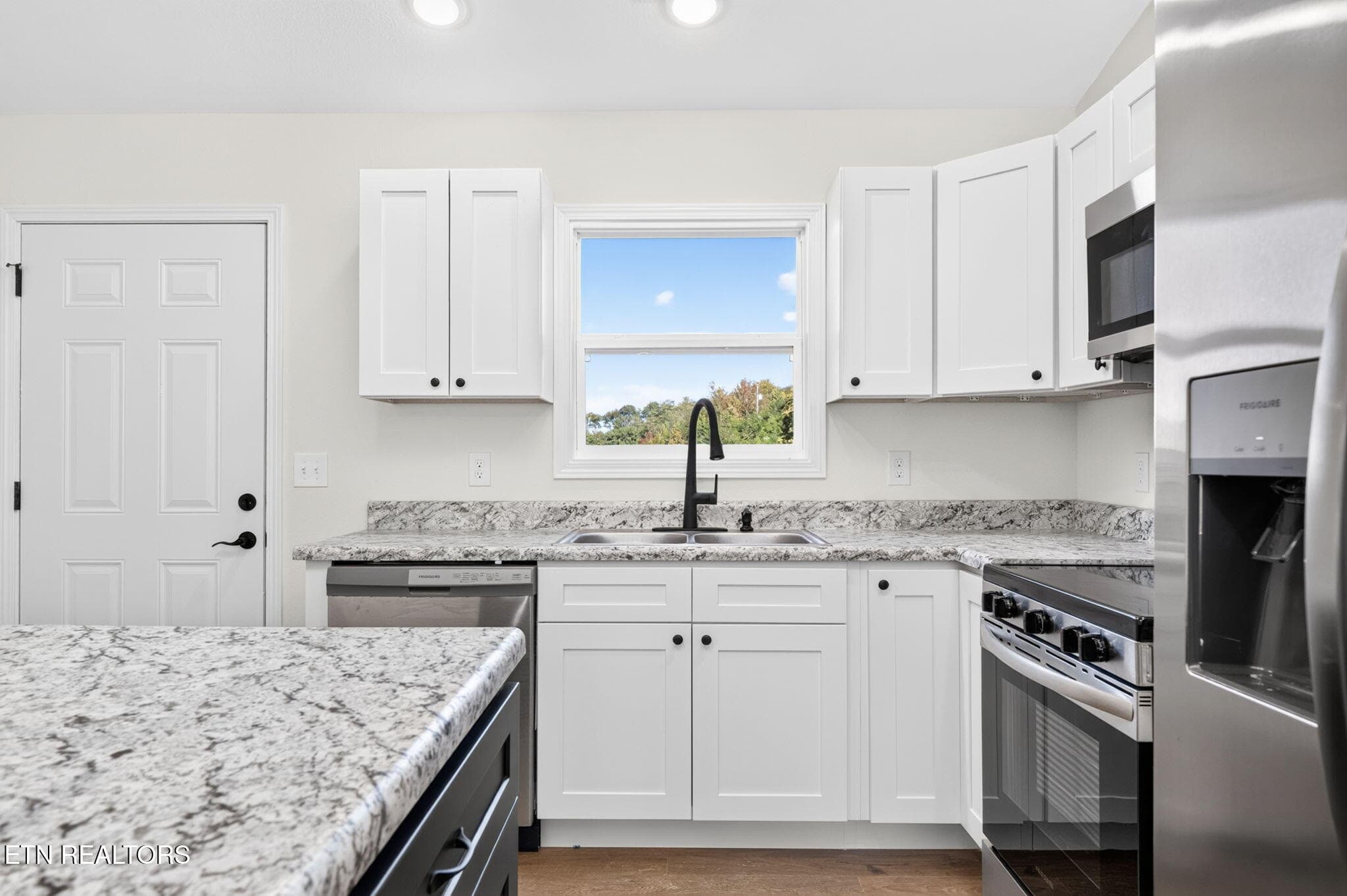 16-web-or-mls-135 Conley Dr_076_TNPC - 135 Conley Drive, Pall Mall, TN 38577