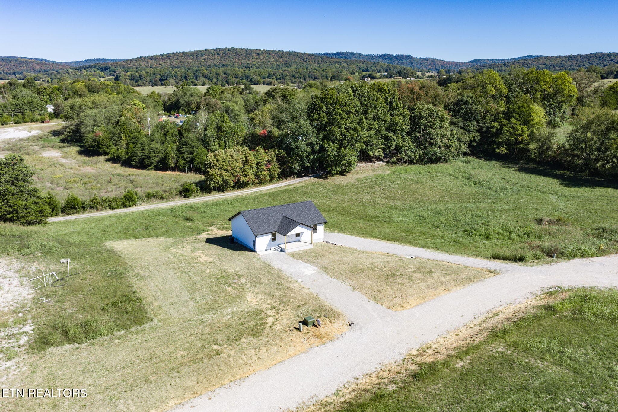 35-web-or-mls-135 Conley Dr_169_TNPC - 135 Conley Drive, Pall Mall, TN 38577