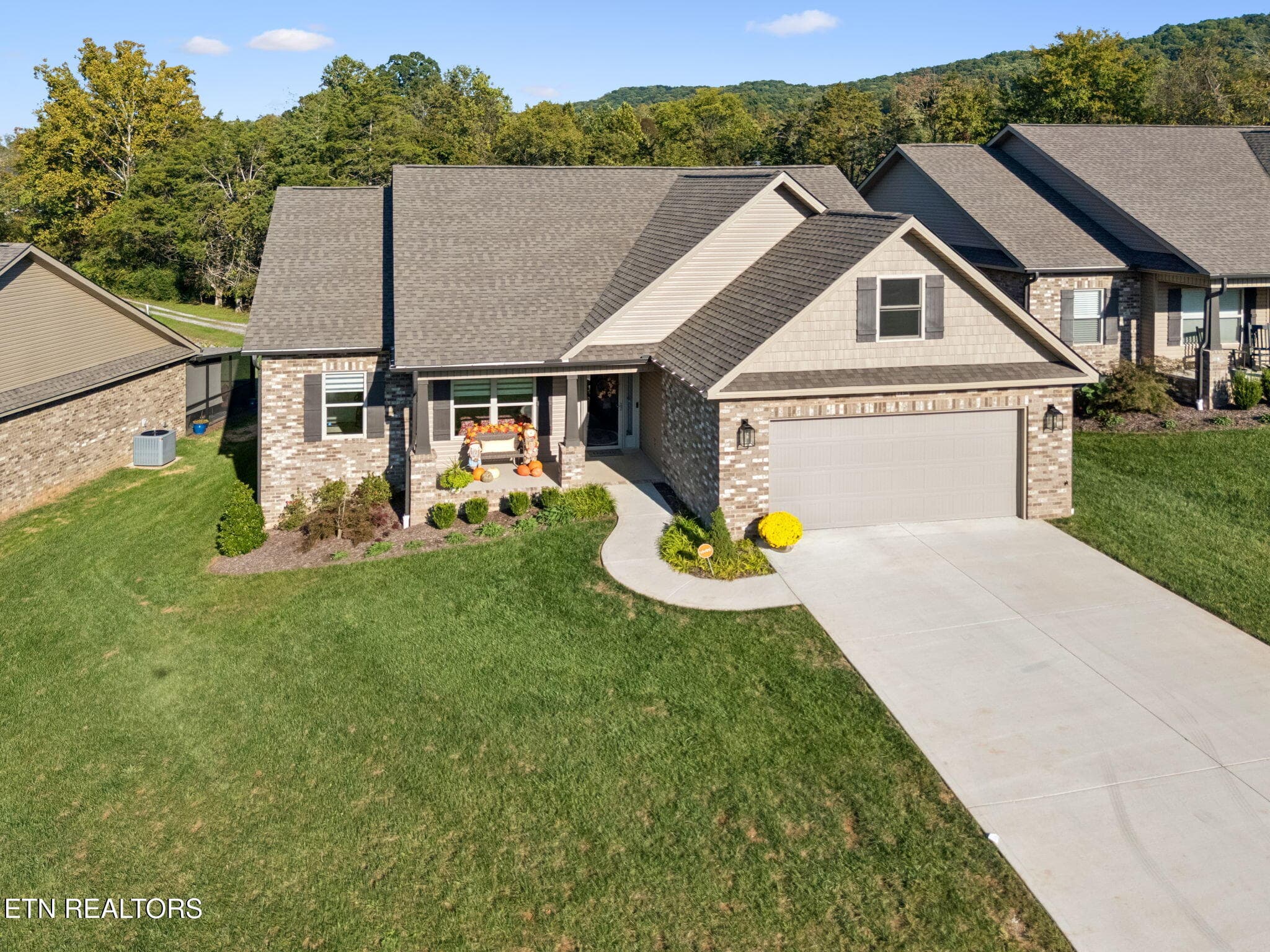 7116 Volunteer Ridge Lane, Knoxville, TN 37918