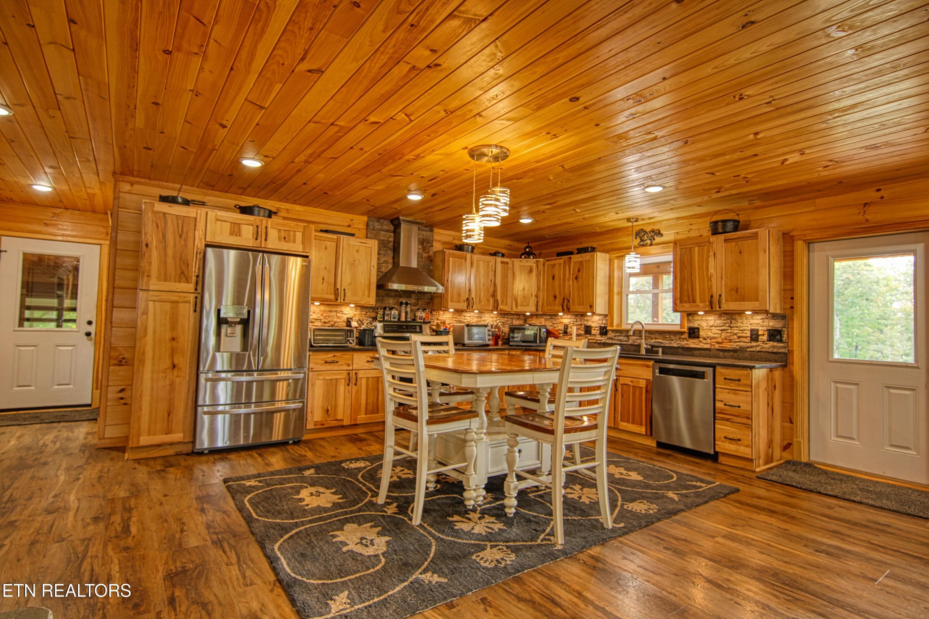 13 - 32 Mill Creek Point, Allardt, TN 38504