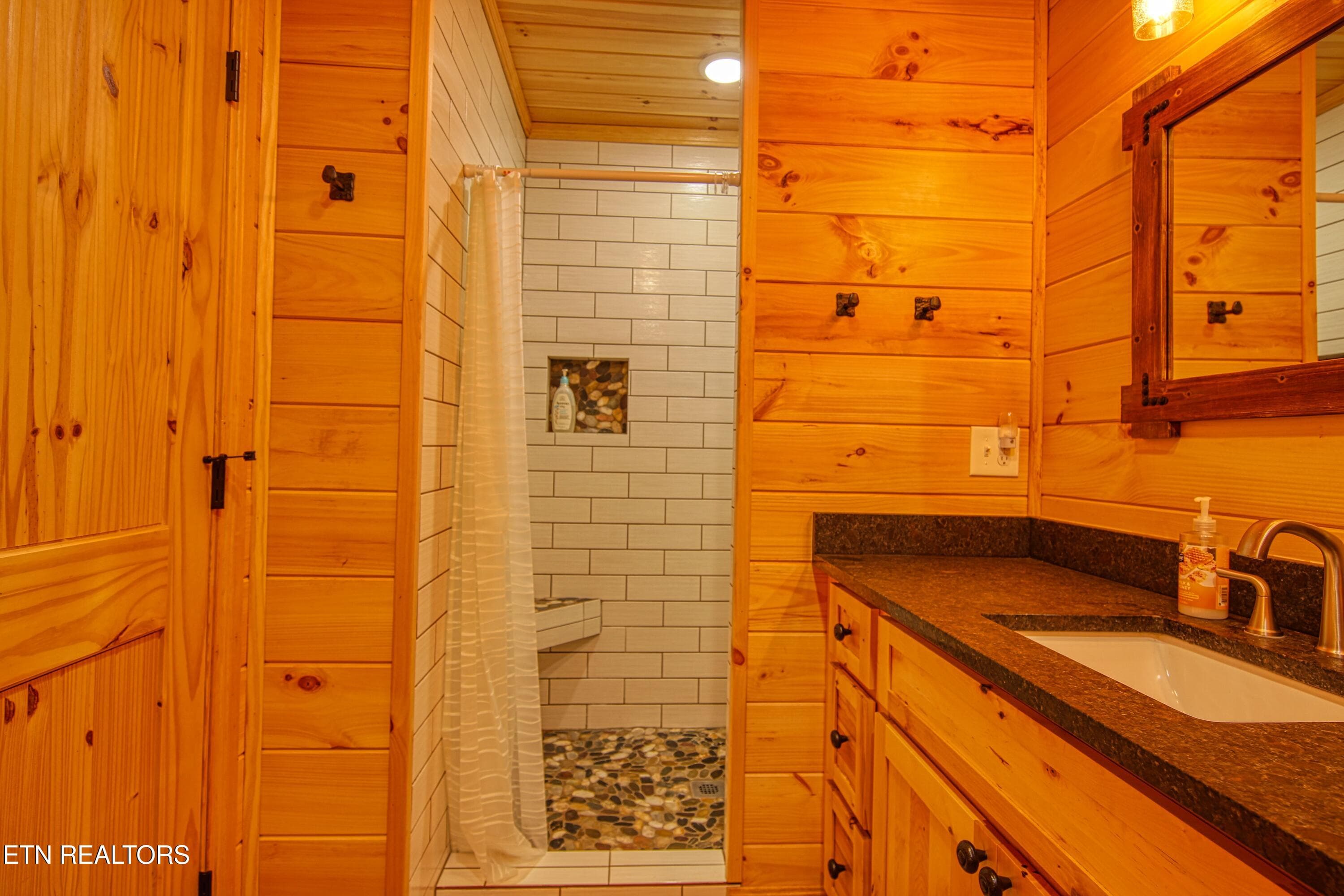 21 - 32 Mill Creek Point, Allardt, TN 38504