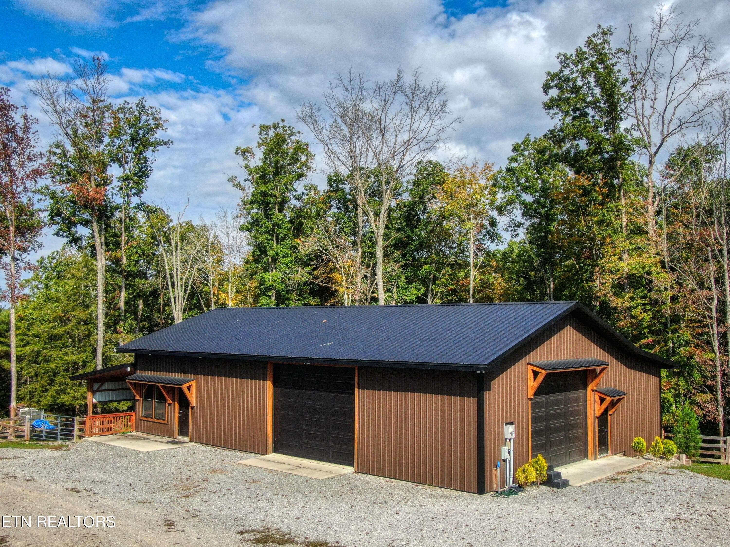 34 - 32 Mill Creek Point, Allardt, TN 38504