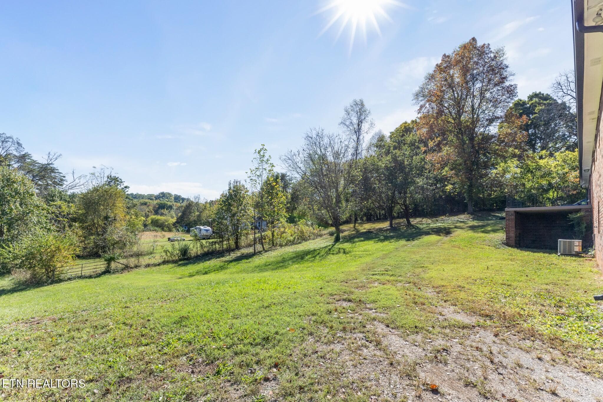 IMG_8830 - 5160 Indian Warpath Rd, Maryville, TN 37803